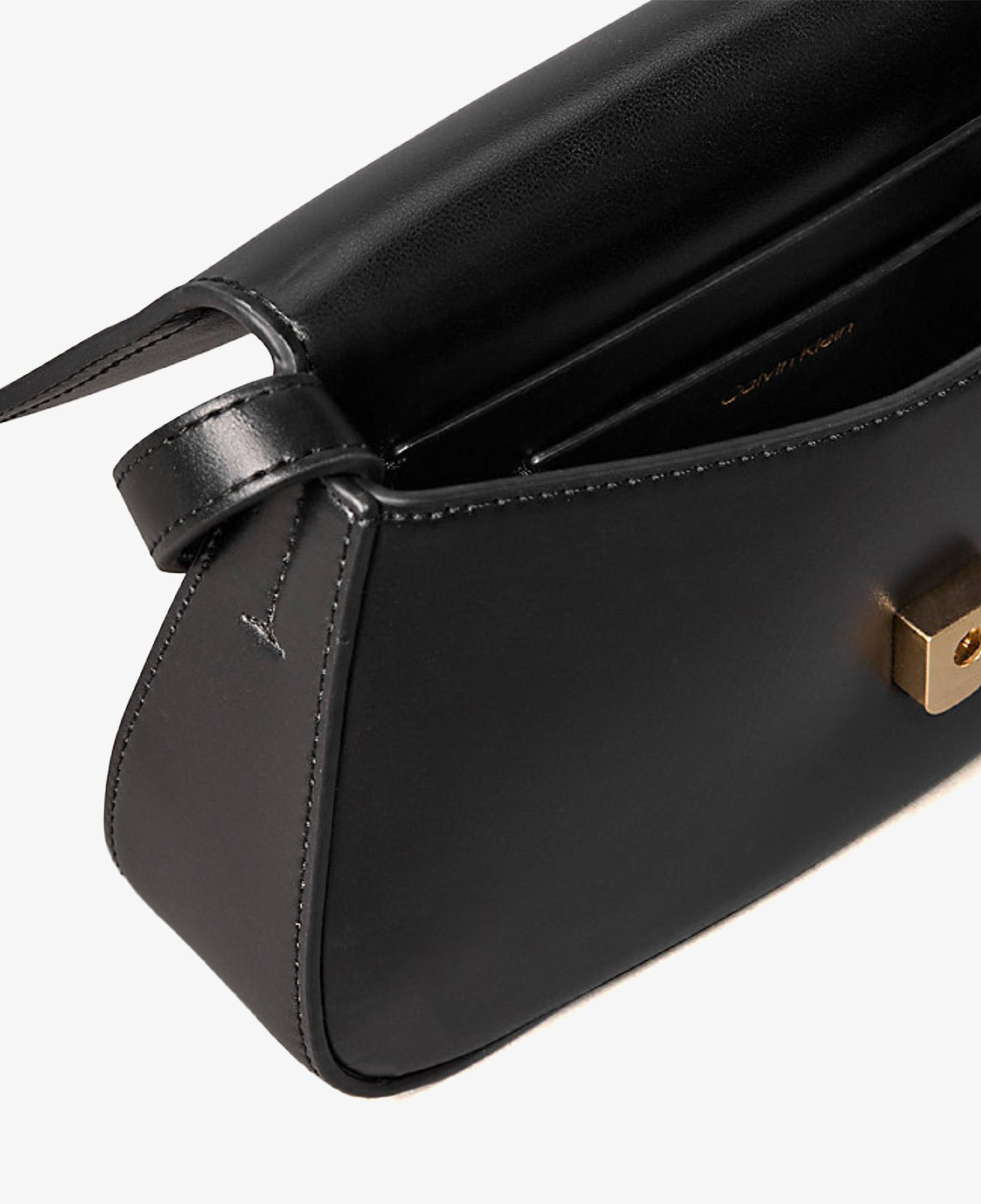 Calvin Klein Flap Camera Kadın Siyah Çapraz Çanta