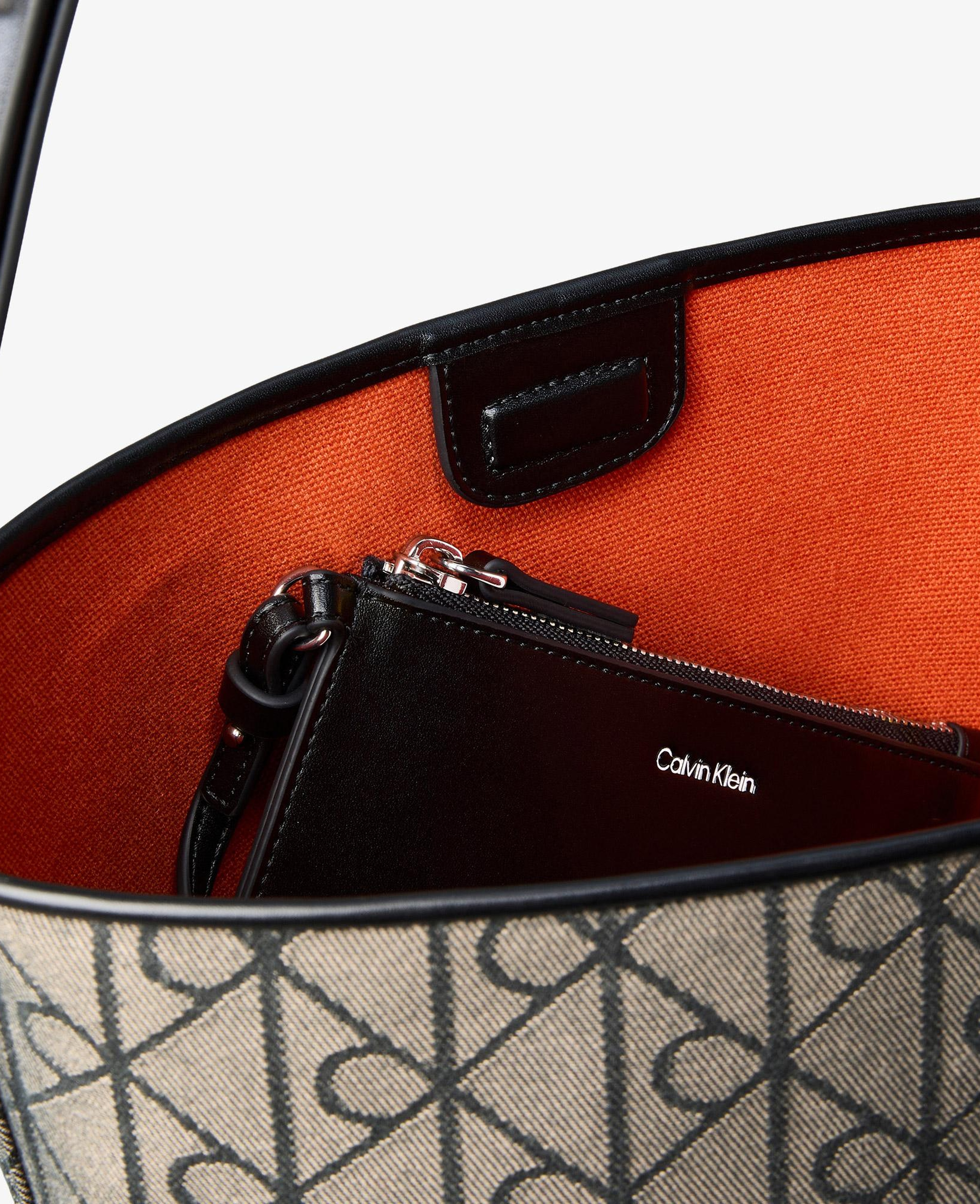 Calvin Klein Emblem Jacquard Bucket Kadın Renkli El Çantası
