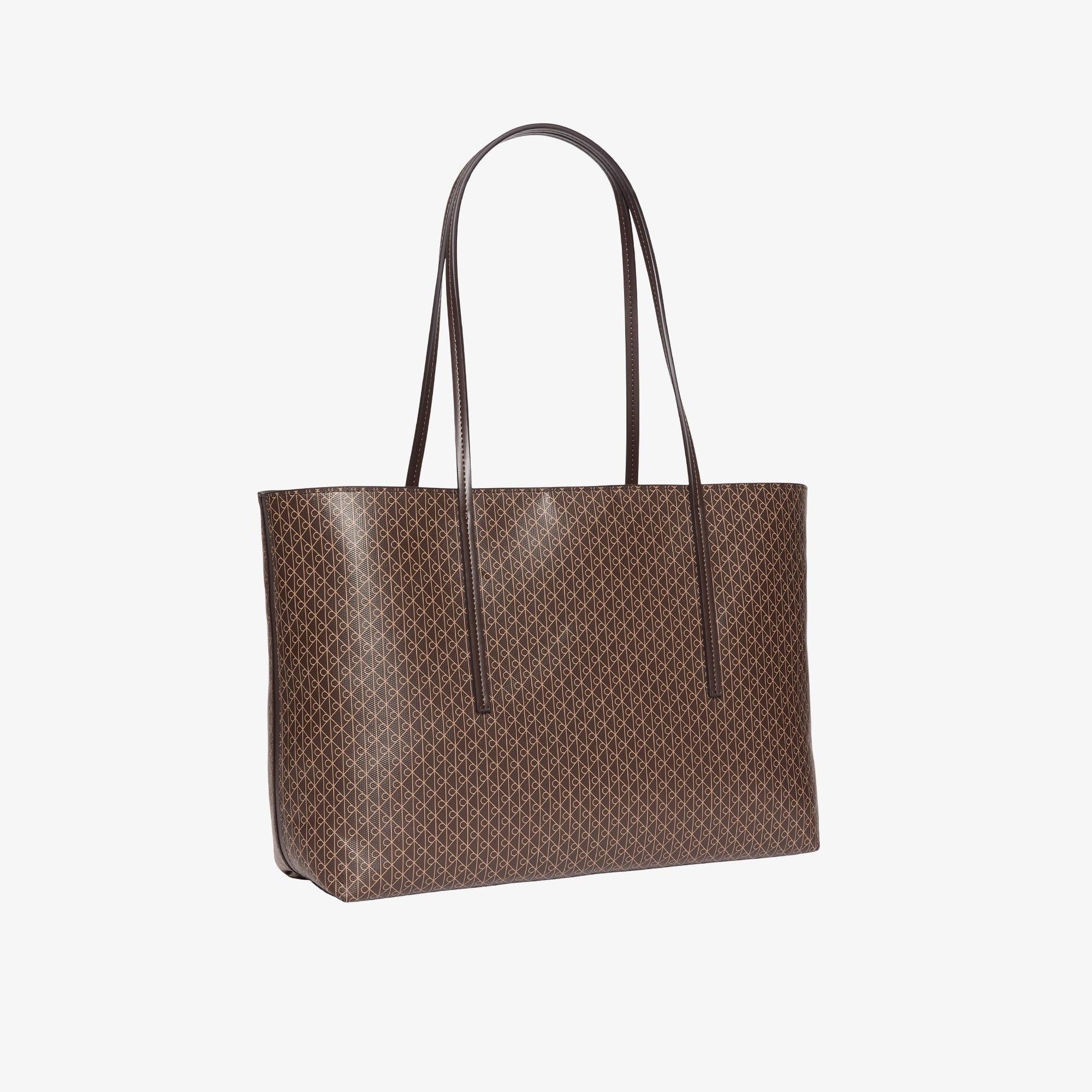 Calvin Klein Emblem Pouch Kadın Kahverengi Tote El Çantası