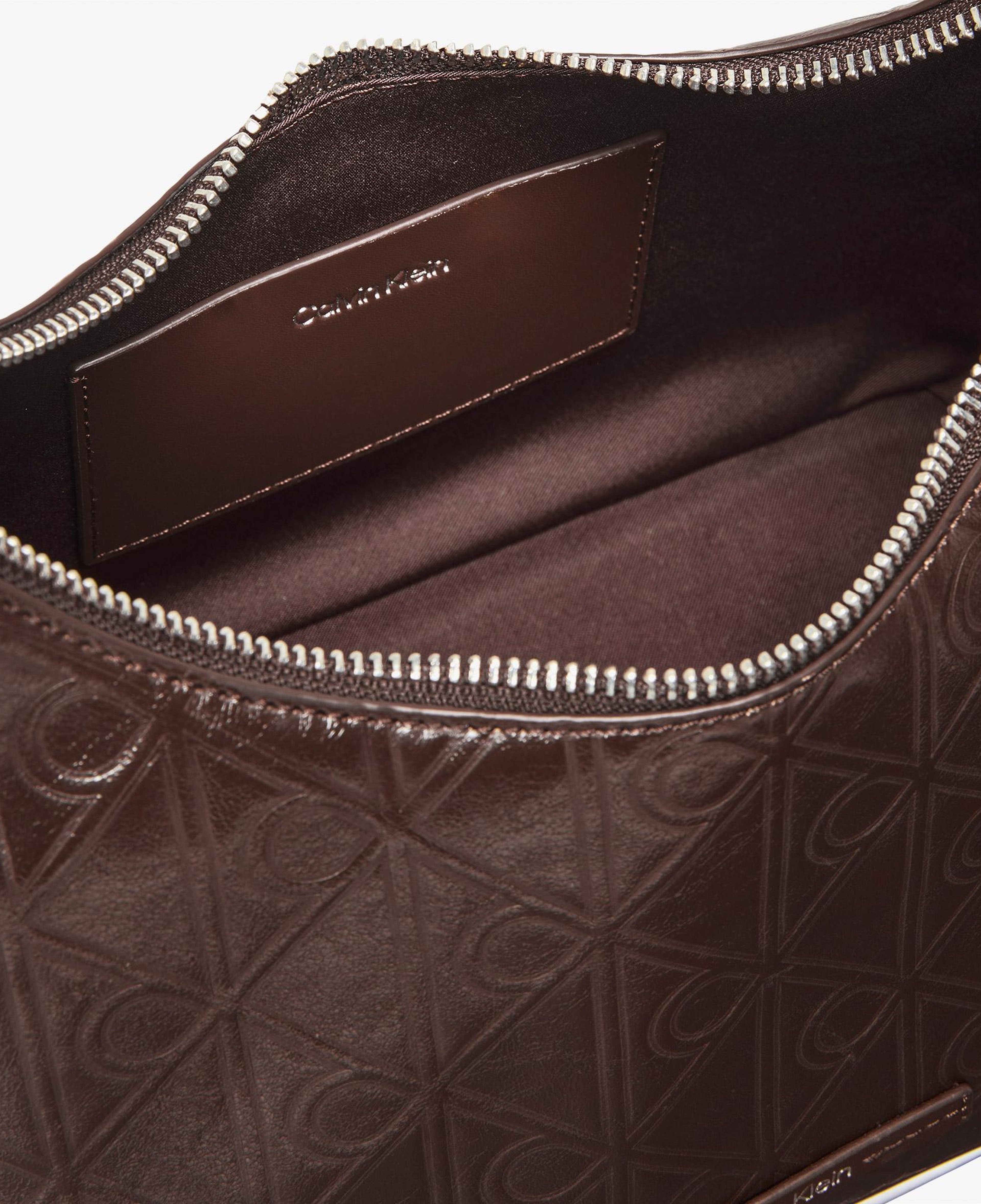 Calvin Klein Emblem Debossed Kadın Kahverengi Omuz Çantası