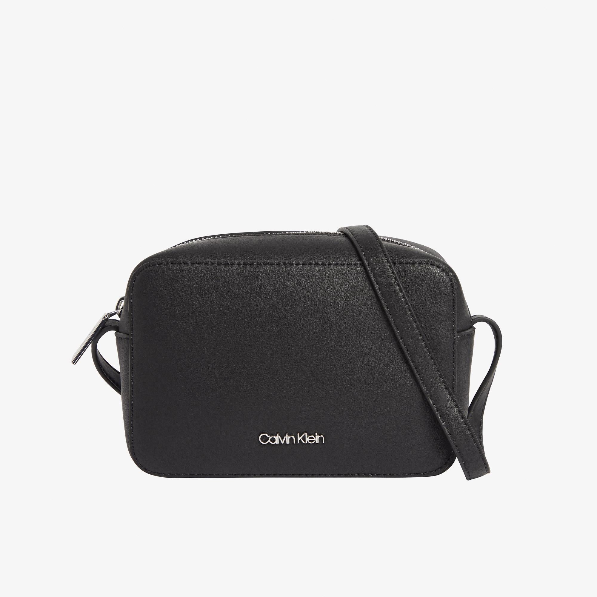 Calvin Klein Must Kadın Siyah Omuz Çantası