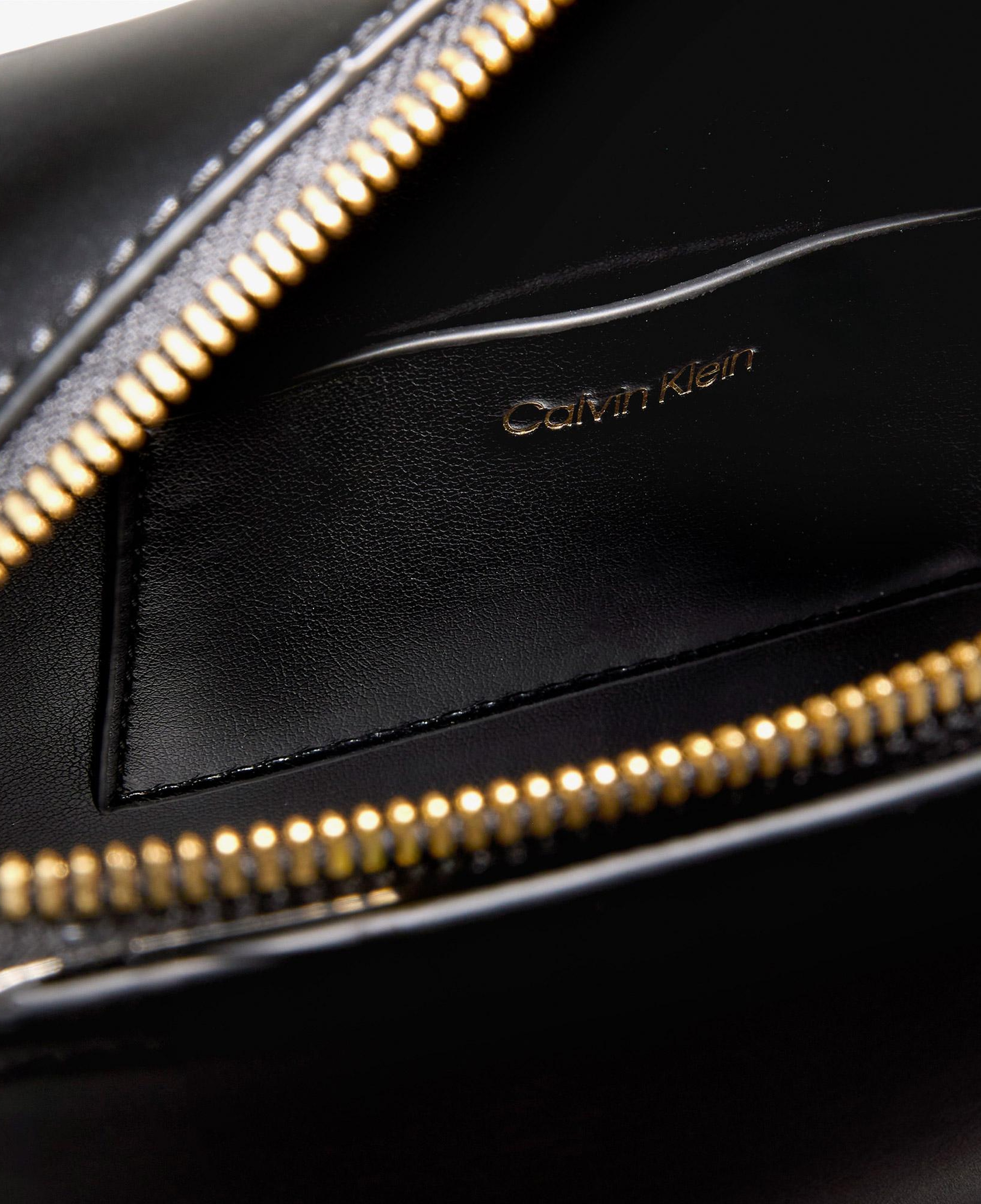 Calvin Klein Hardware Kadın Siyah Omuz Çantası