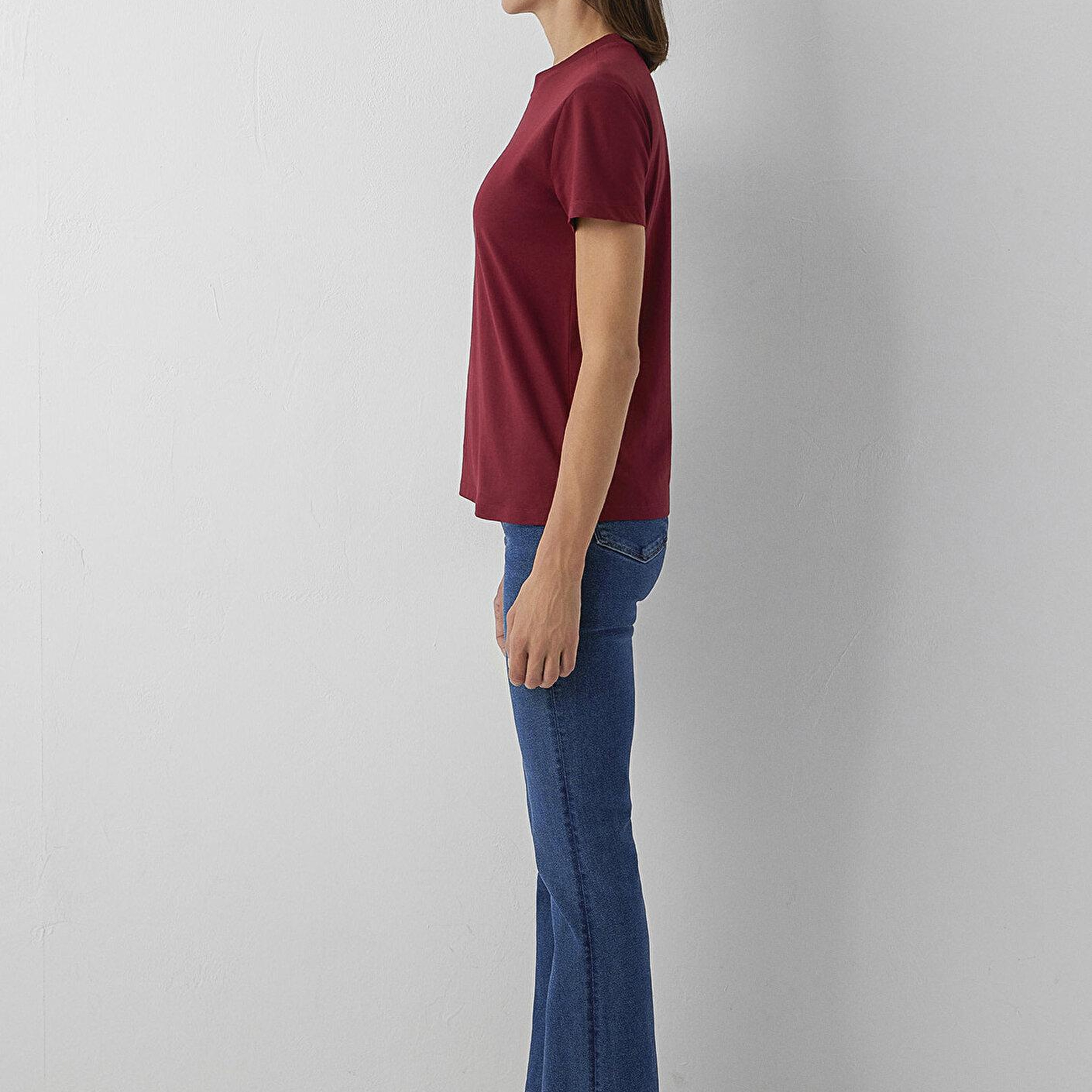 Mavi Paris İşlemeli Kırmızı Tişört Slim Fit / Dar Kesim 1614259-85633