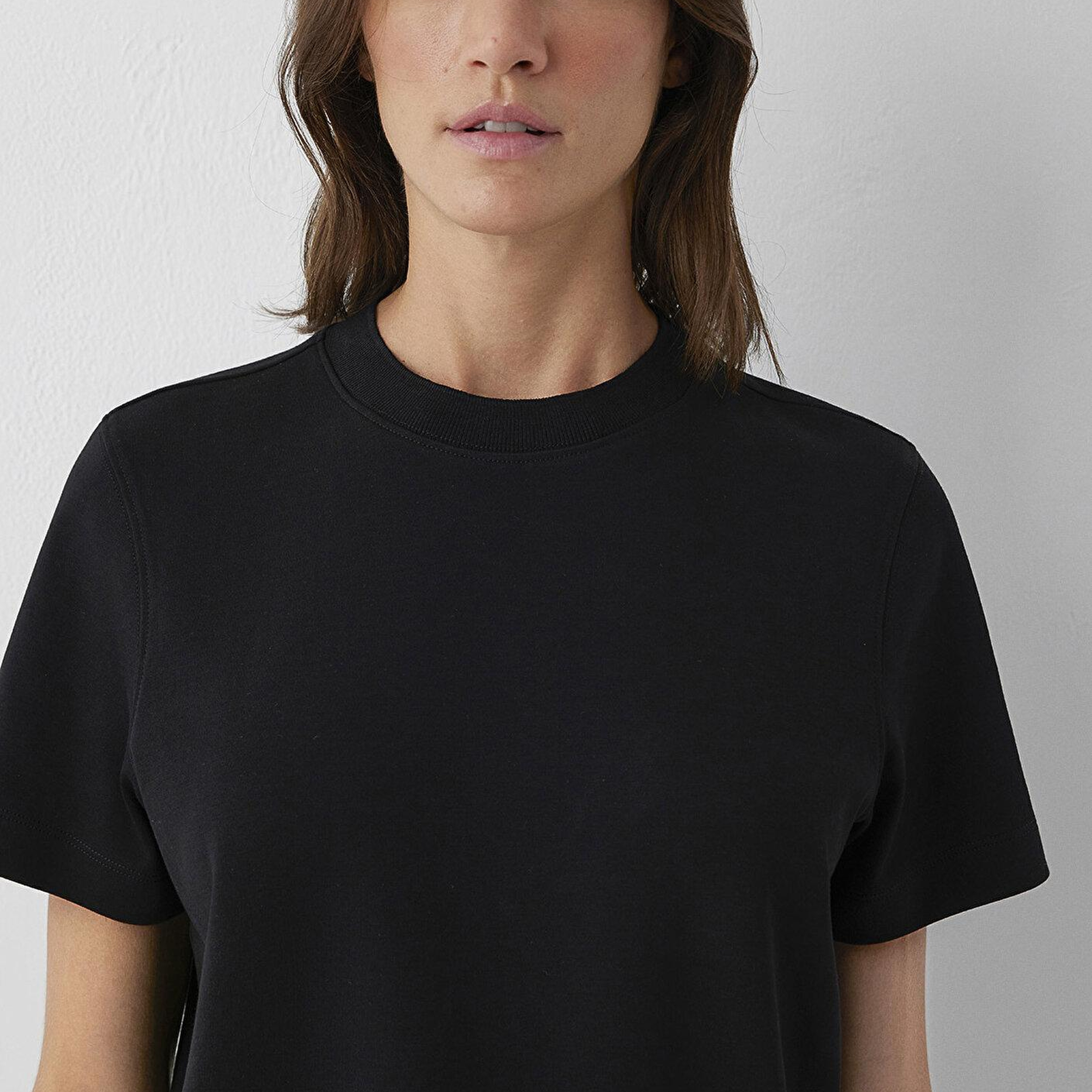 Mavi Siyah Basic Tişört Regular Fit / Normal Kesim 1614220-900