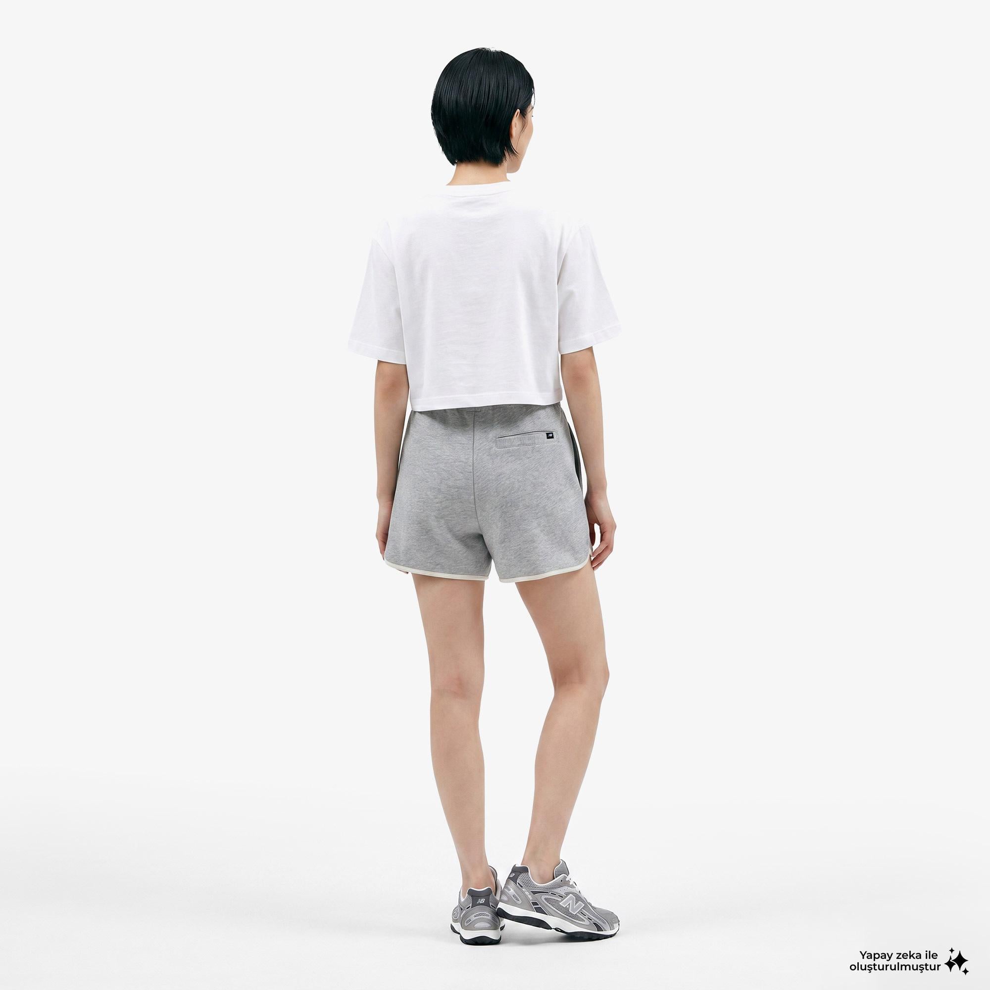 New Balance WNS1619 Lifestyle Kadın Gri Şort