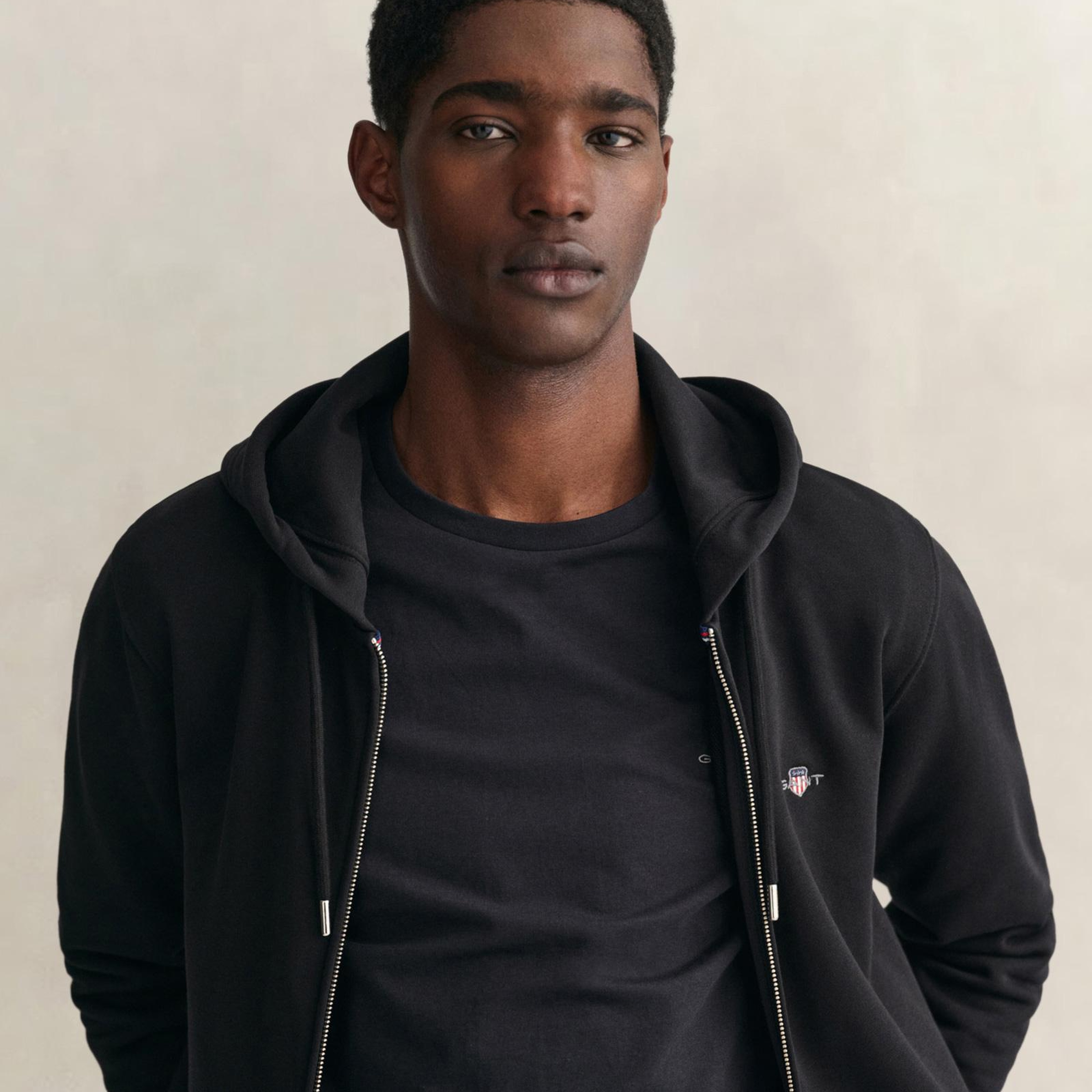 GANT Erkek Siyah Regular Fit Fermuarlı Sweatshirt