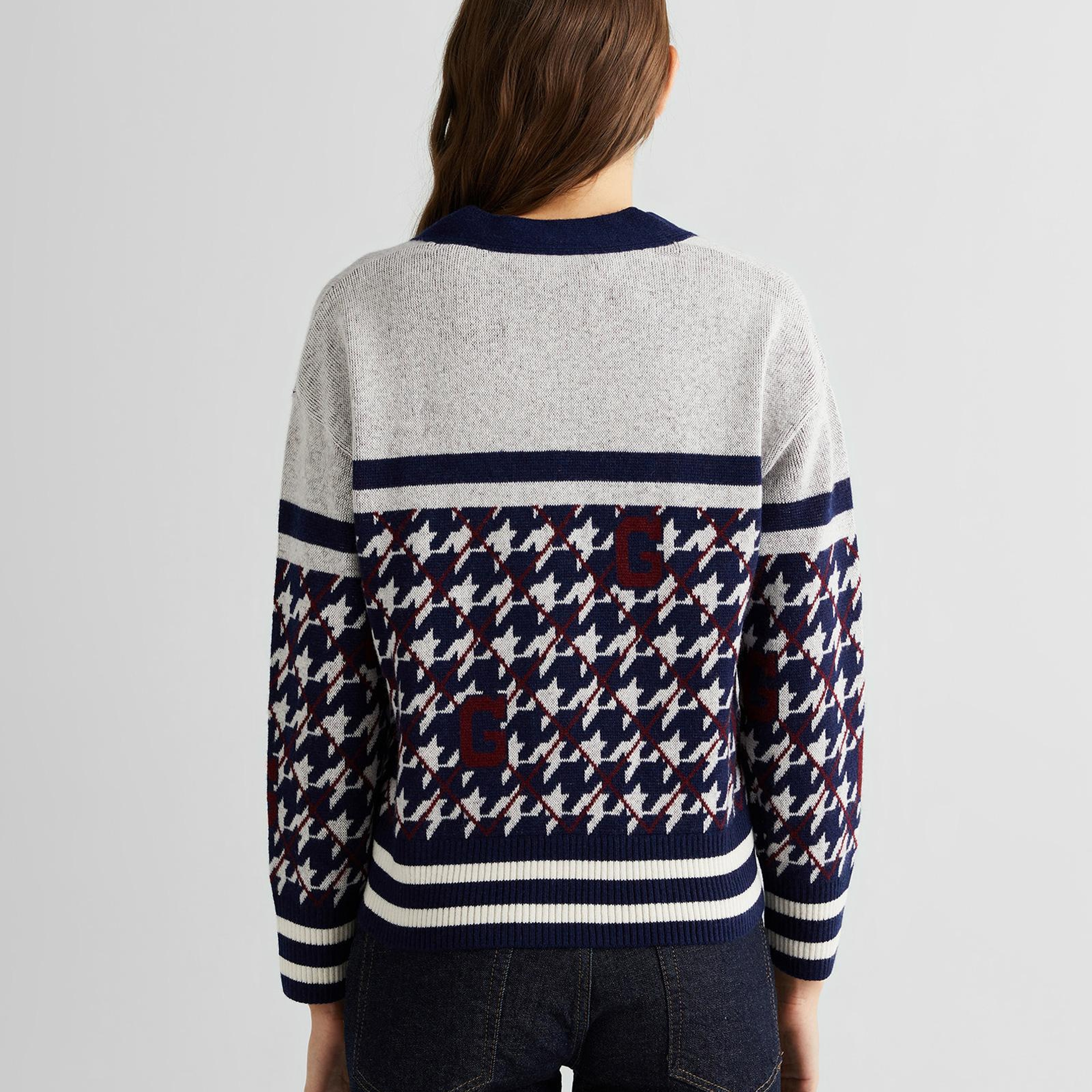 GANT Kadın Lacivert Relaxed Fit V Yaka Logolu Hırka