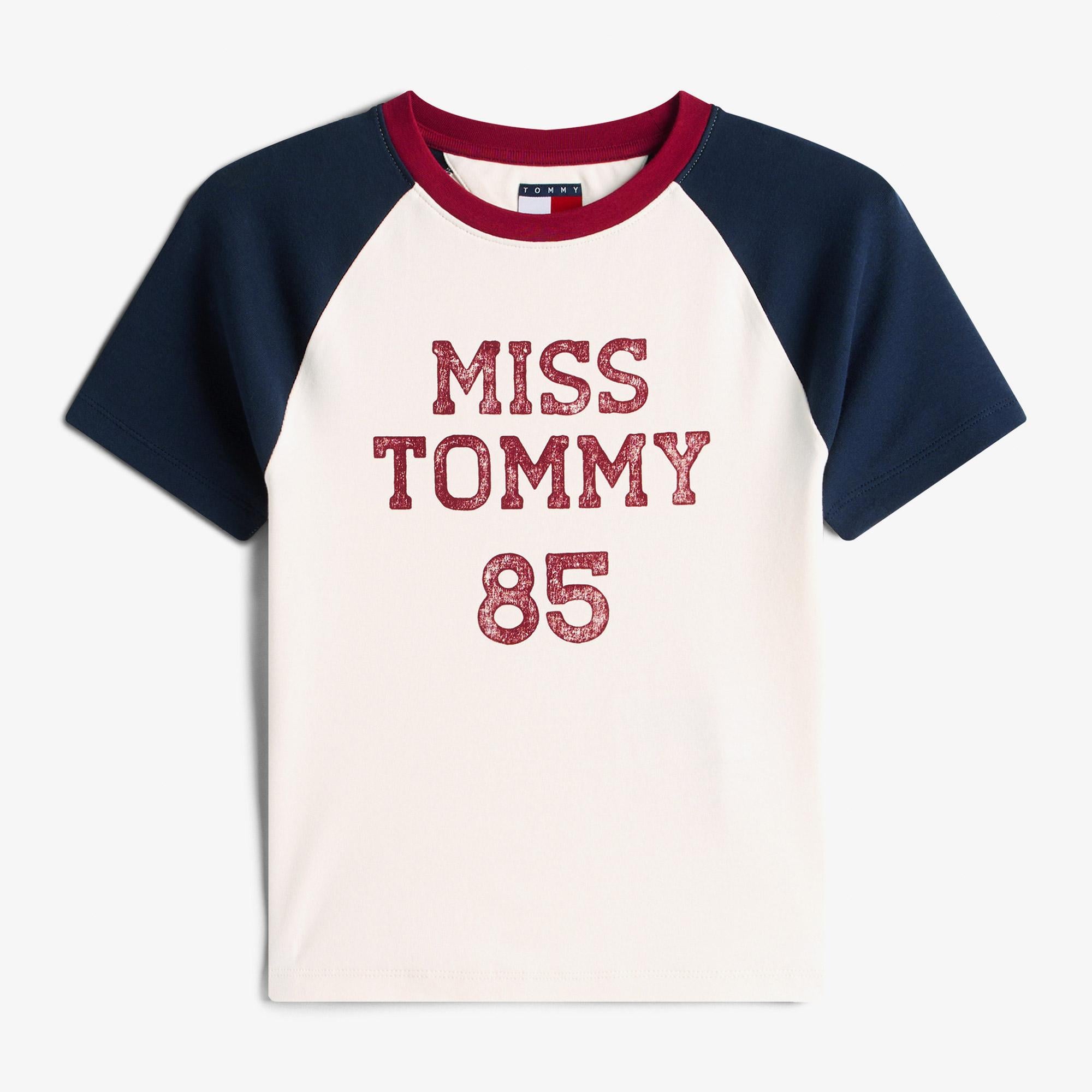 Tommy Hilfiger Slim Fit Miss Tommy Kadın Beyaz T-Shirt
