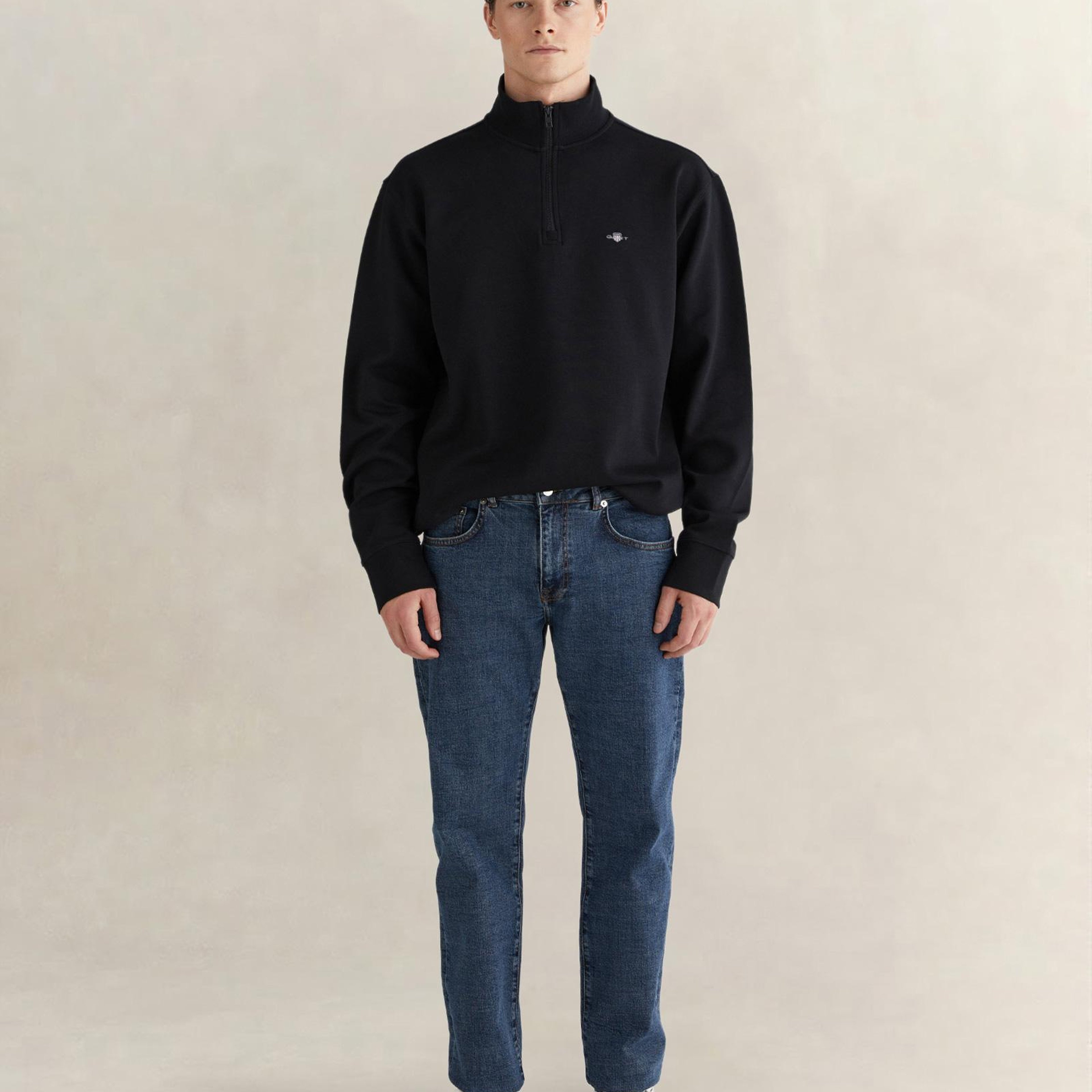 GANT Erkek Siyah Relaxed Fit Yarım Fermuarlı Sweatshirt