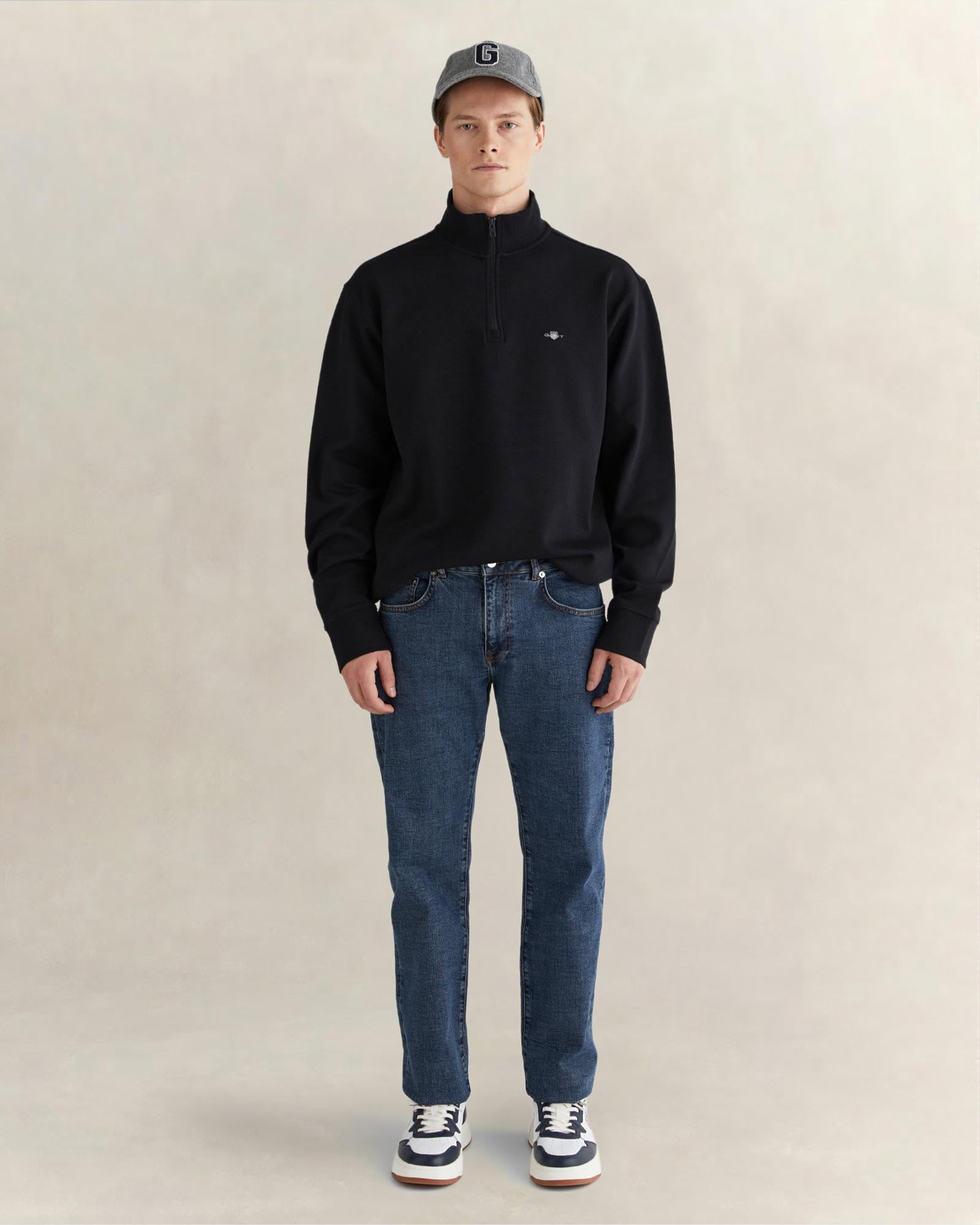 GANT Erkek Siyah Relaxed Fit Yarım Fermuarlı Sweatshirt