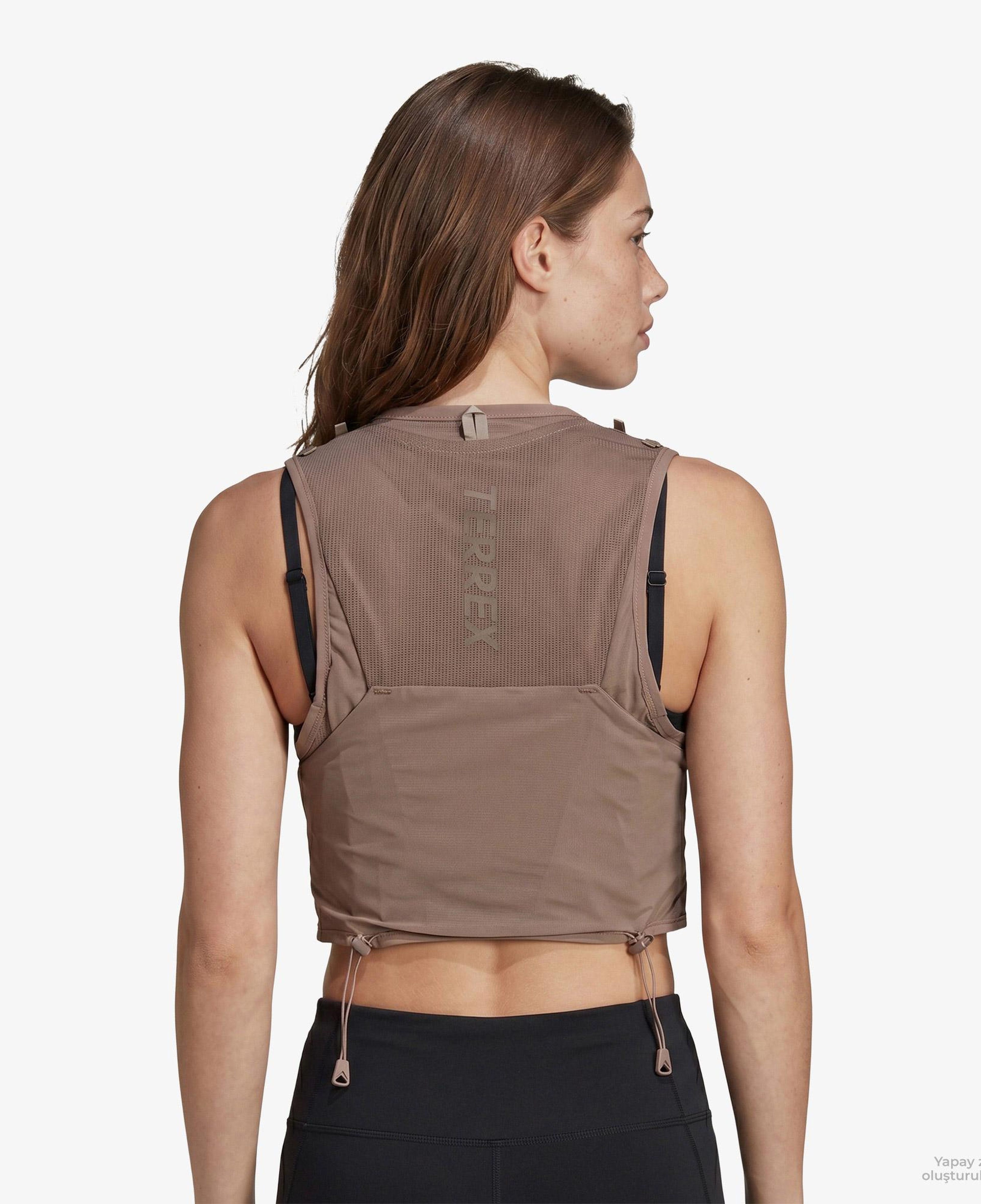 adidas Terrex Xperior 5L Unisex Kahverengi Koşu Yeleği
