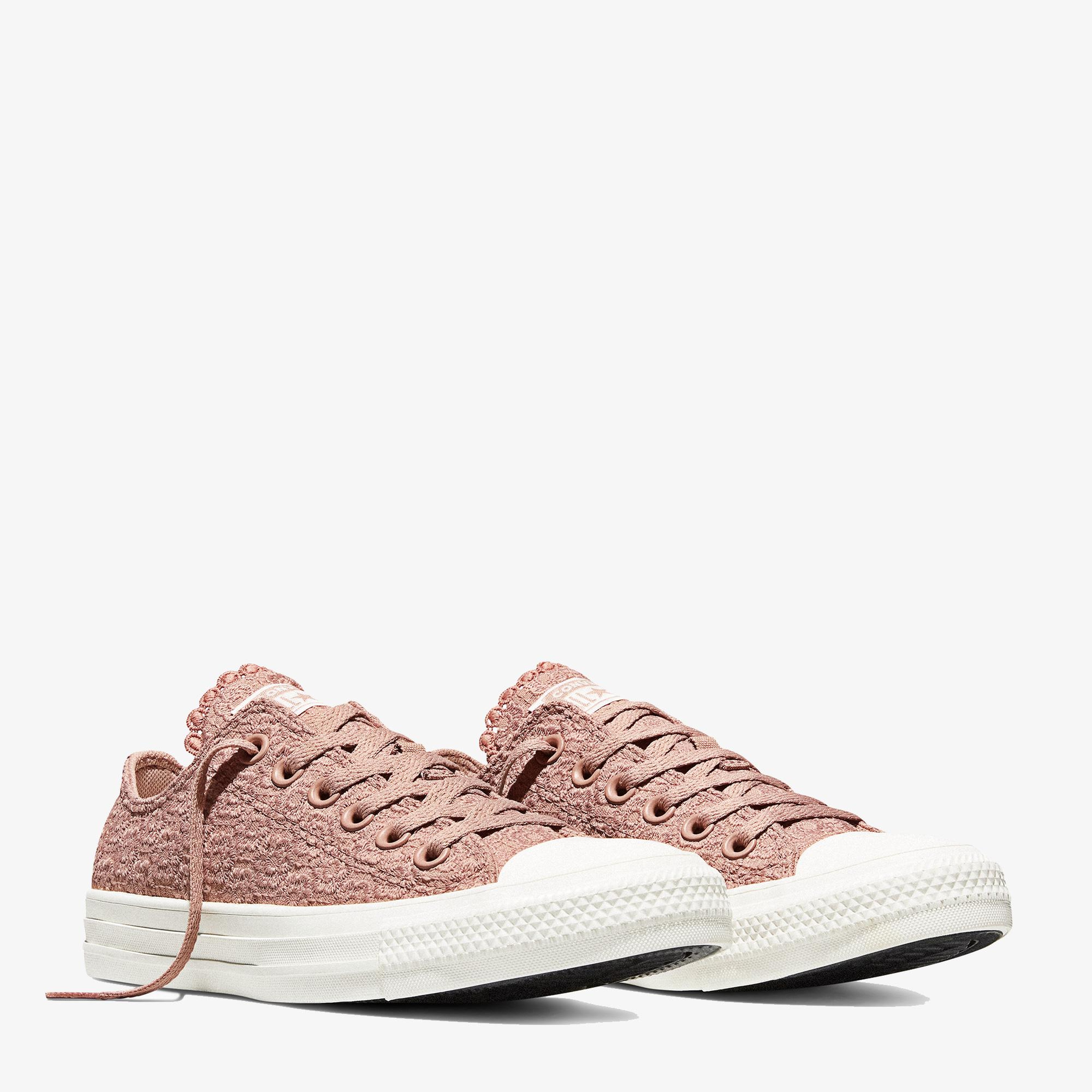 Converse Chuck Taylor All Star Unisex Çiçek İşlemeli Pembe Sneaker