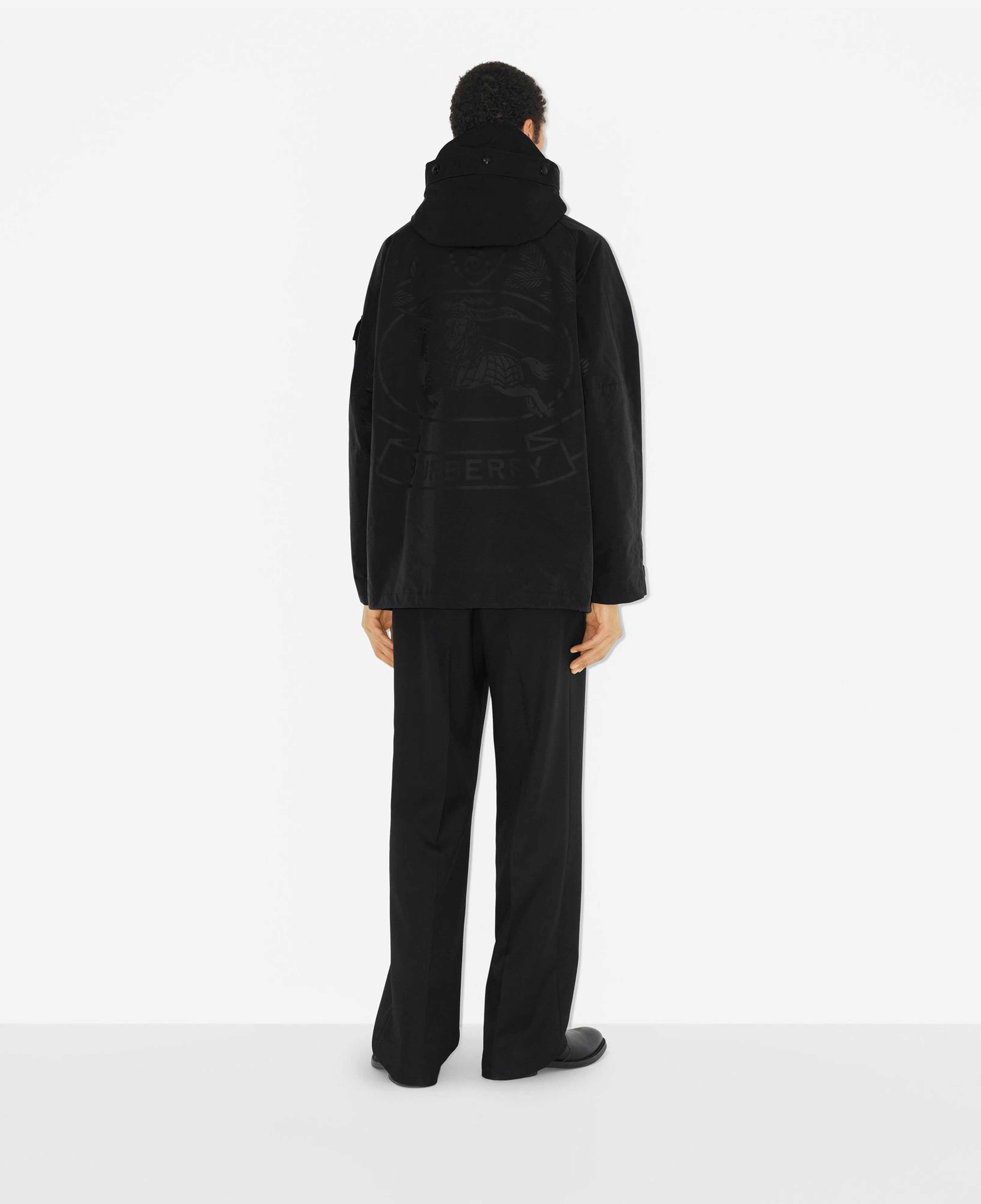 Burberry Erkek Siyah Mont