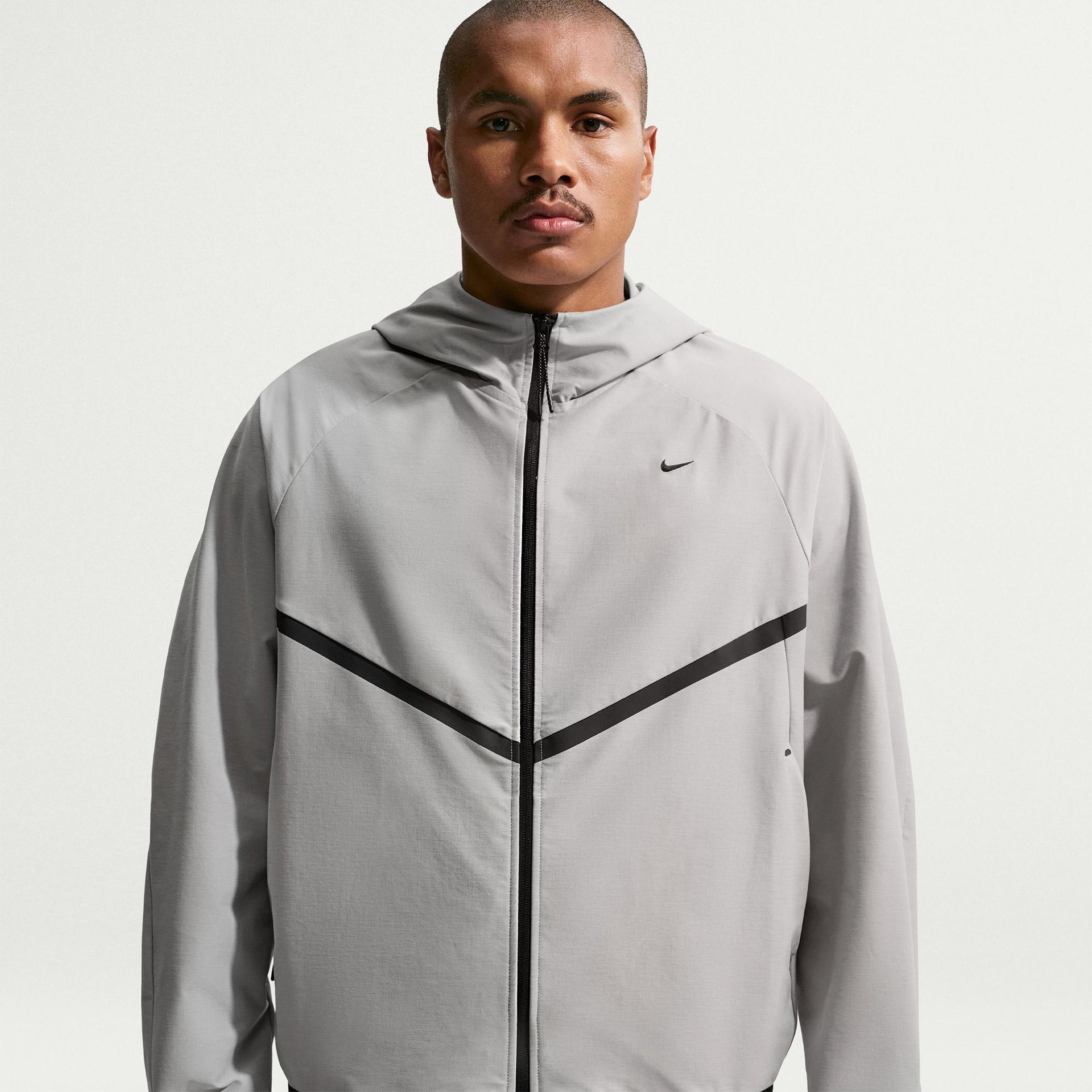 Nike Sportswear Tech Windrunner Erkek Gri Ceket