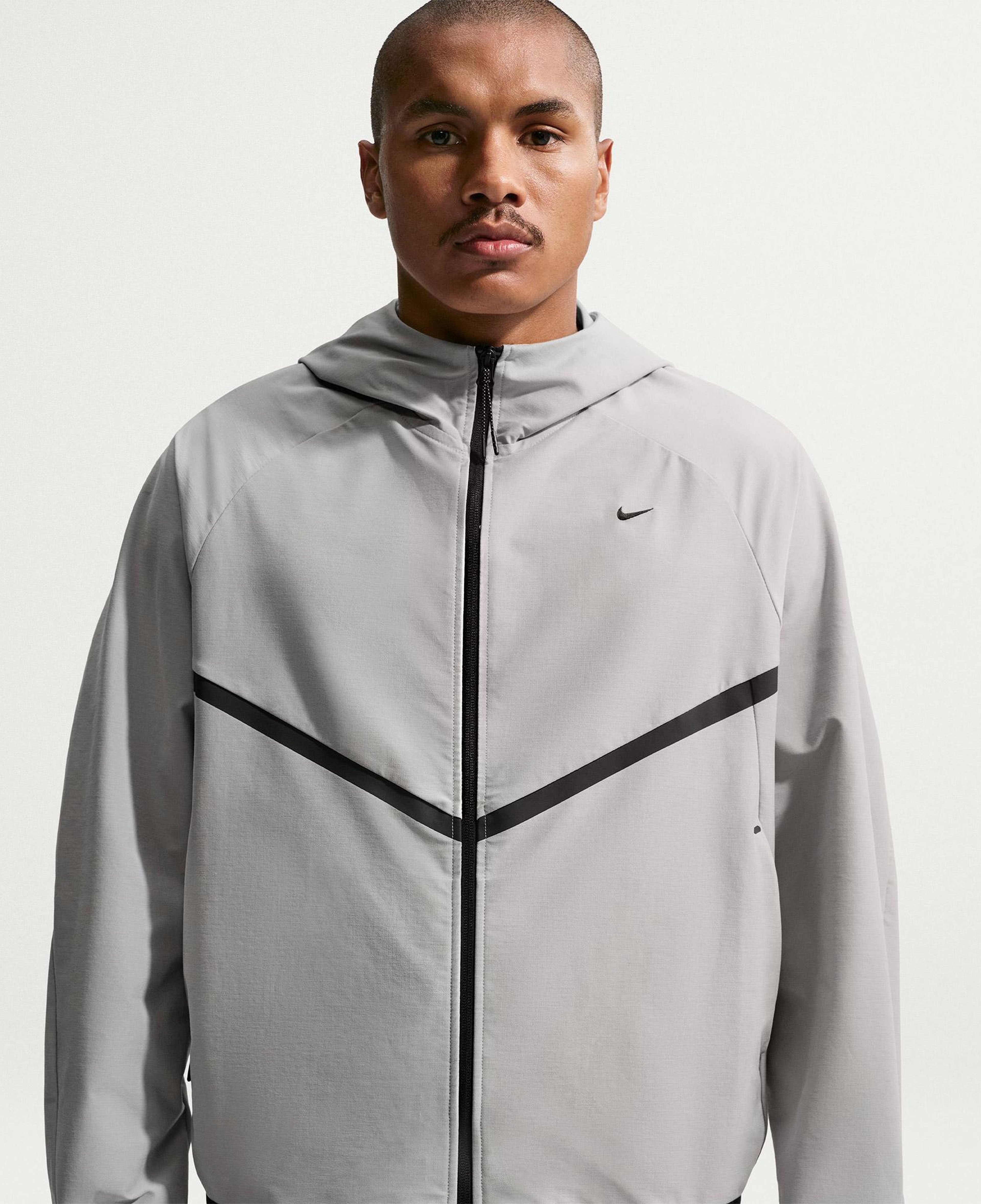 Nike Sportswear Tech Windrunner Erkek Gri Ceket