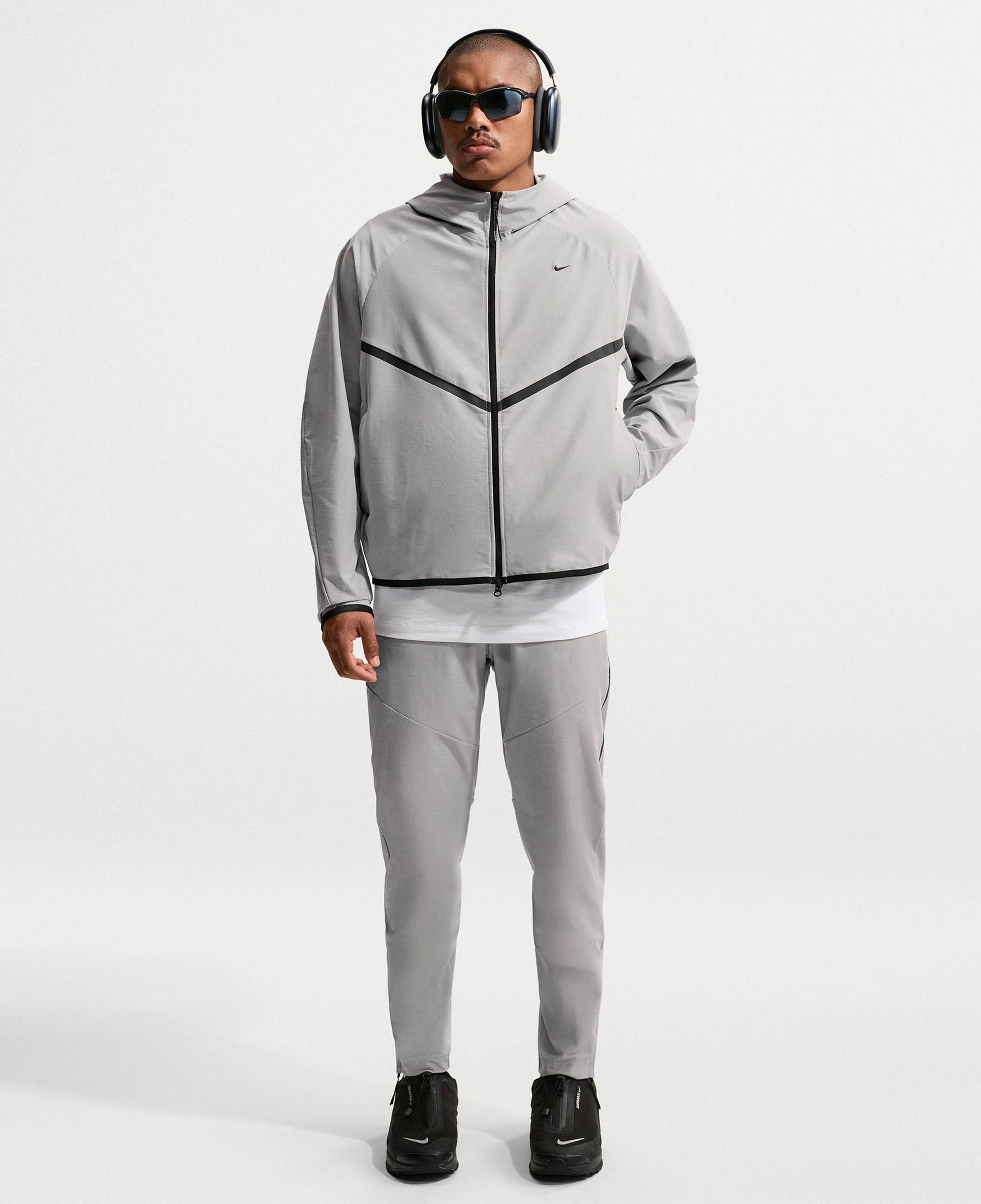 Nike Sportswear Tech Windrunner Erkek Gri Ceket