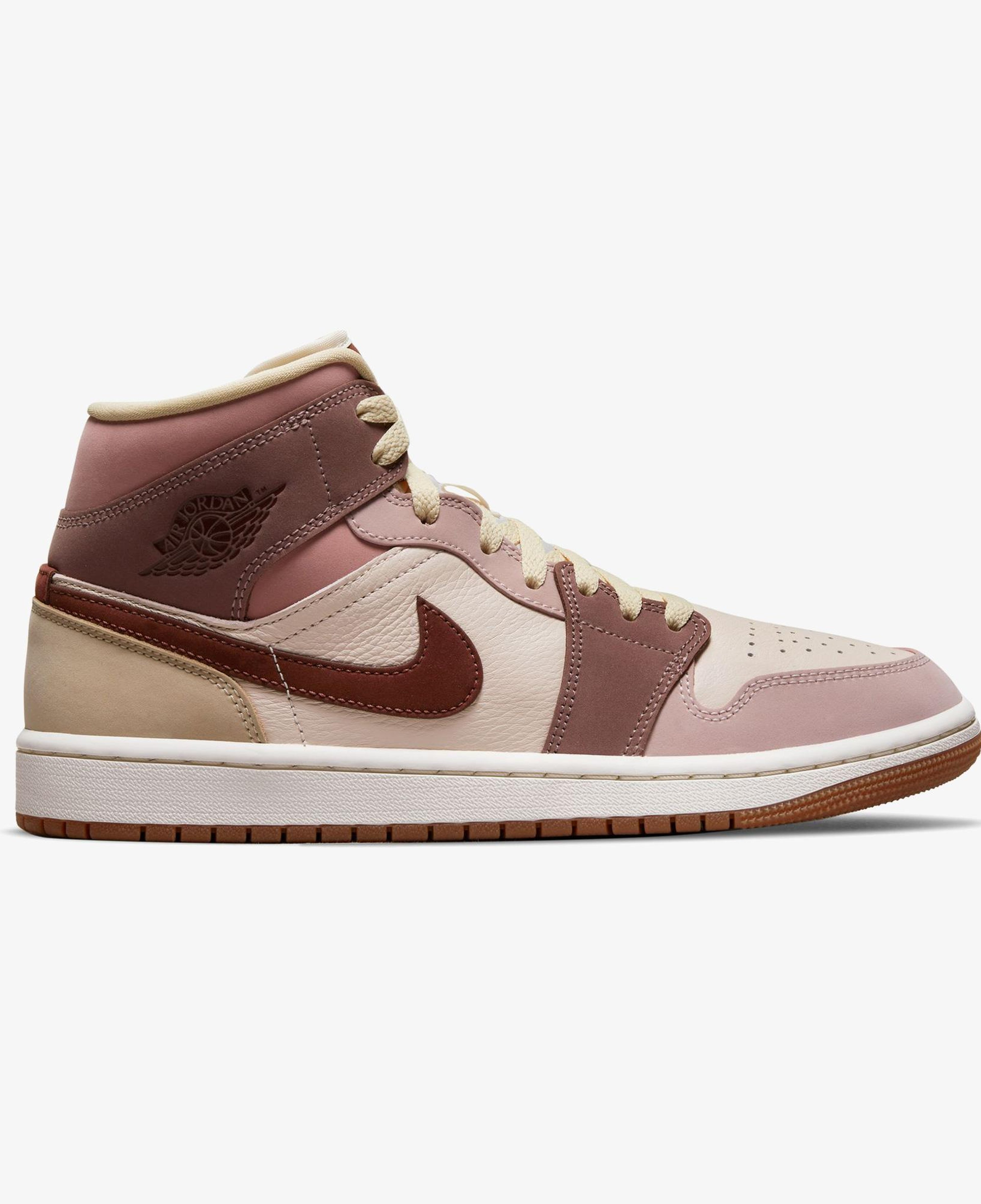 Jordan Air 1 Mid SE Kadın Bej Spor Ayakkabı