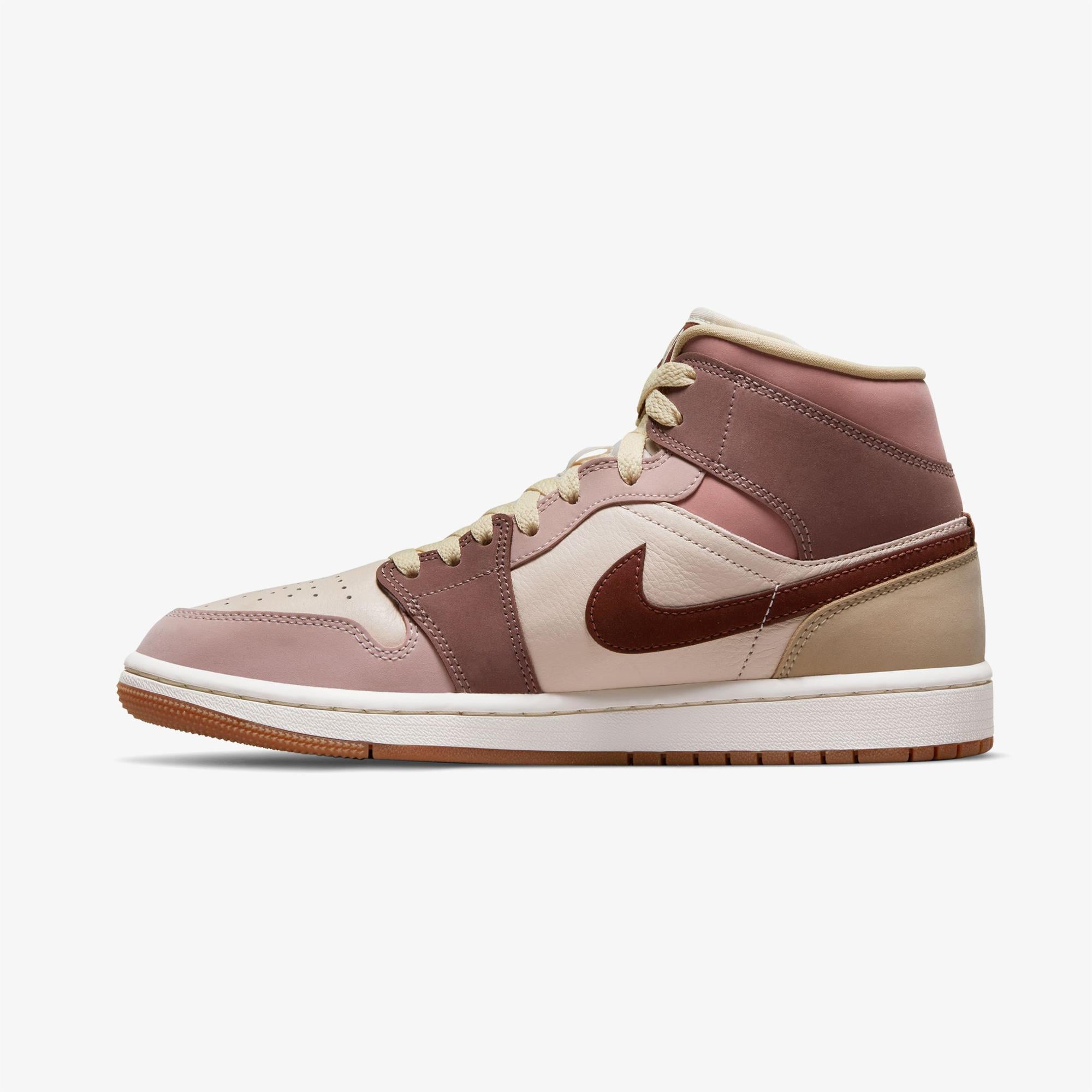 Jordan Air 1 Mid SE Kadın Bej Spor Ayakkabı