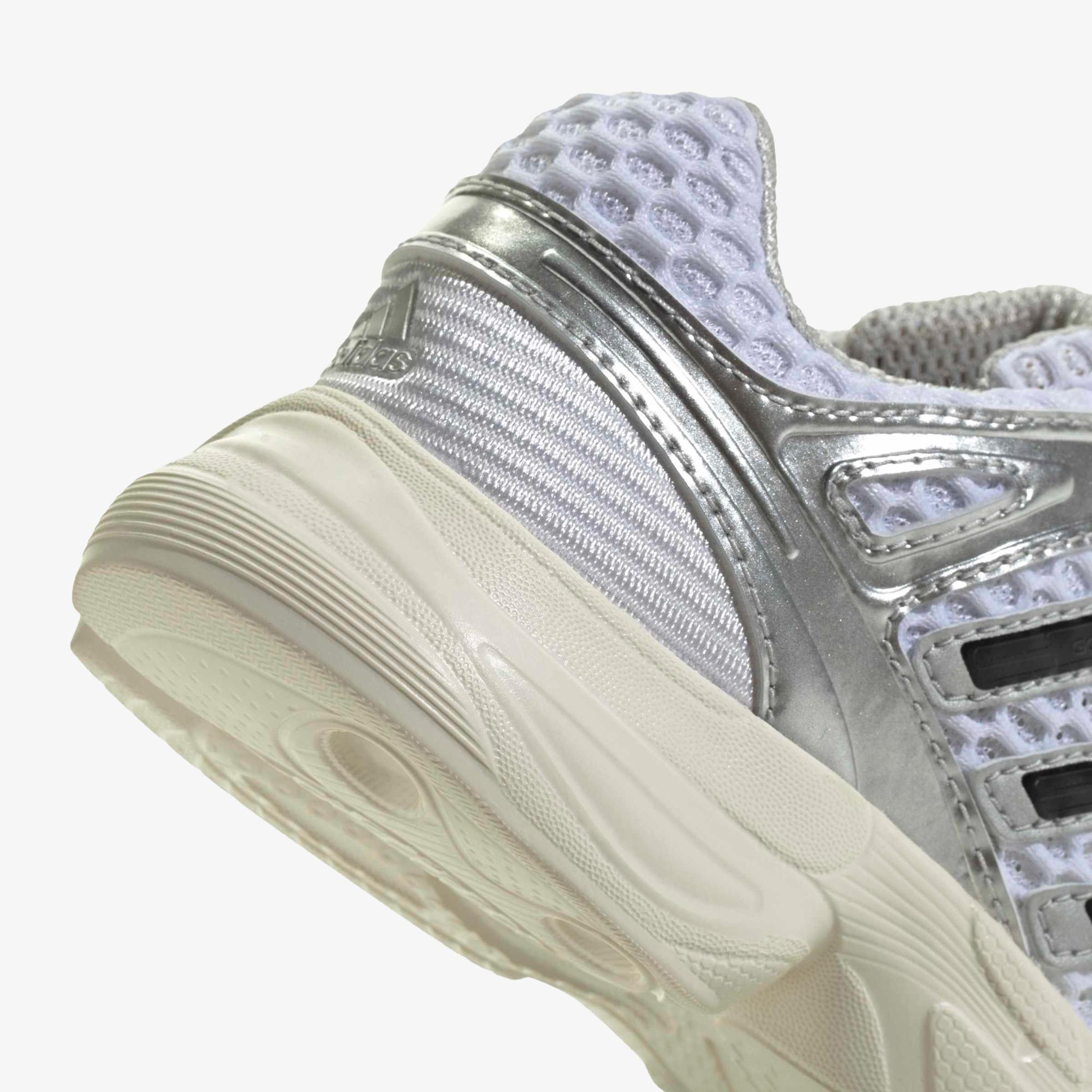 adidas Adistar Control 5 Çocuk Beyaz Spor Ayakkabı