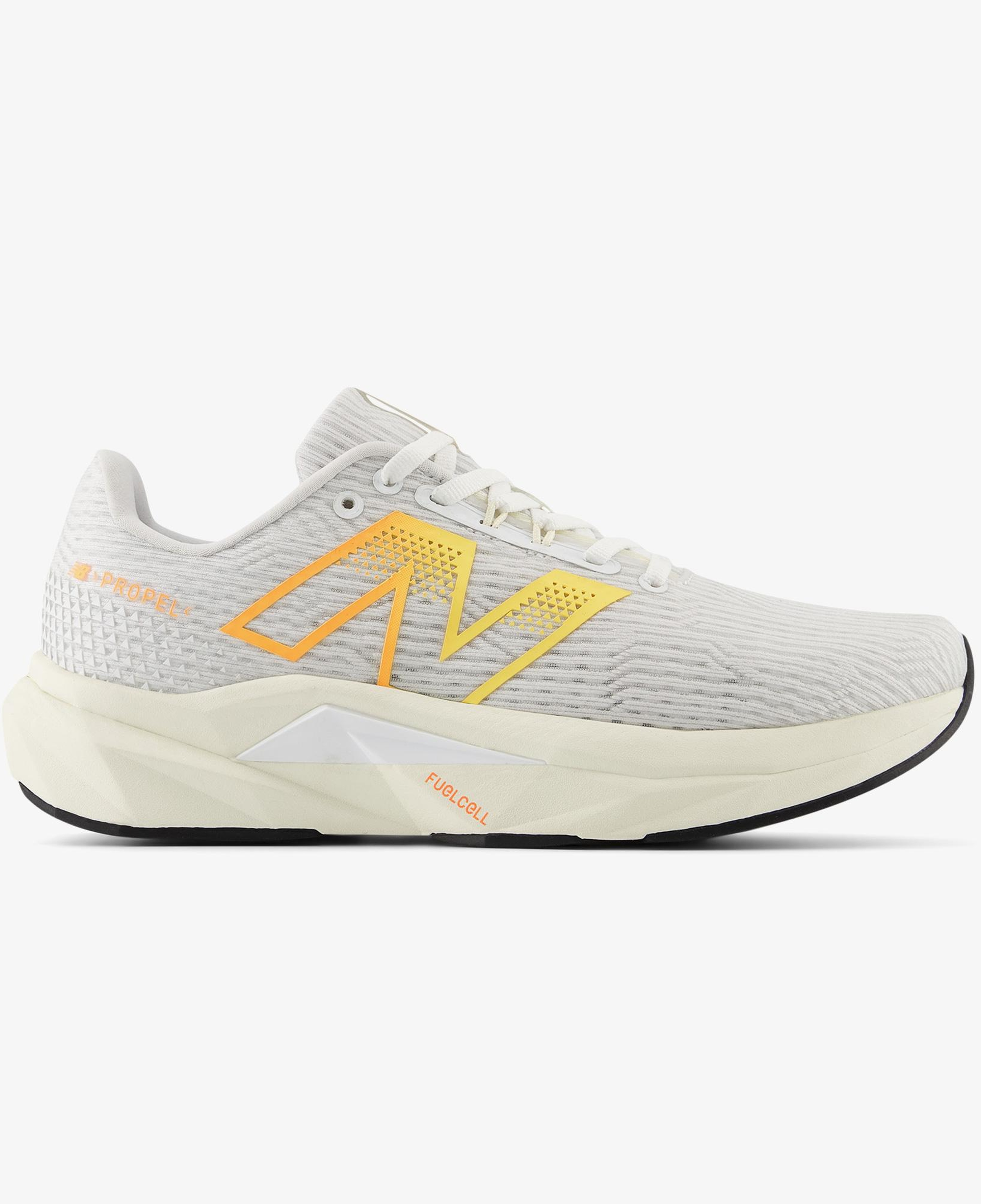 New Balance FuelCell Propel V5 Kadın Beyaz Koşu Ayakkabısı