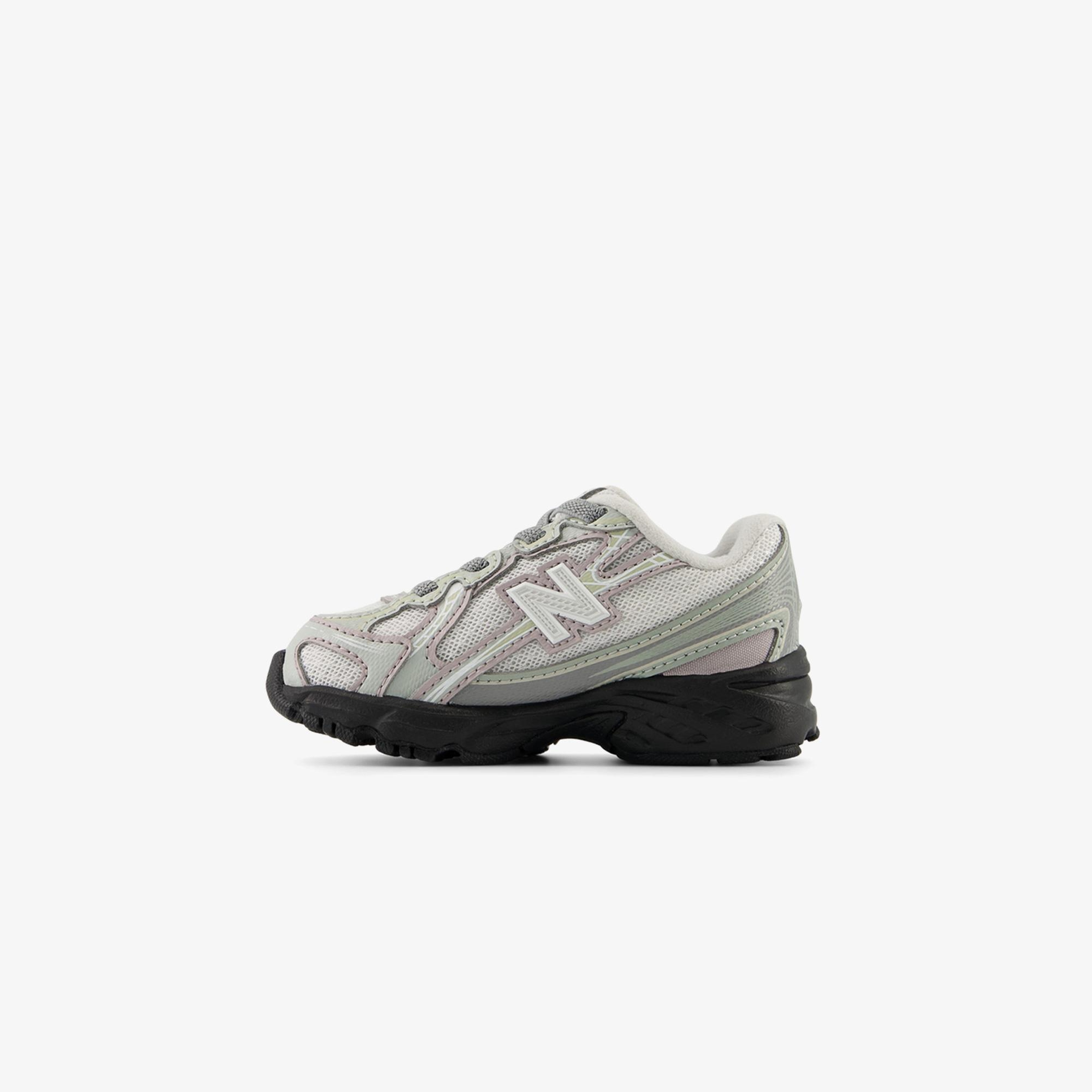 New Balance 740 Lifestyle Çocuk Gri Spor Ayakkabı