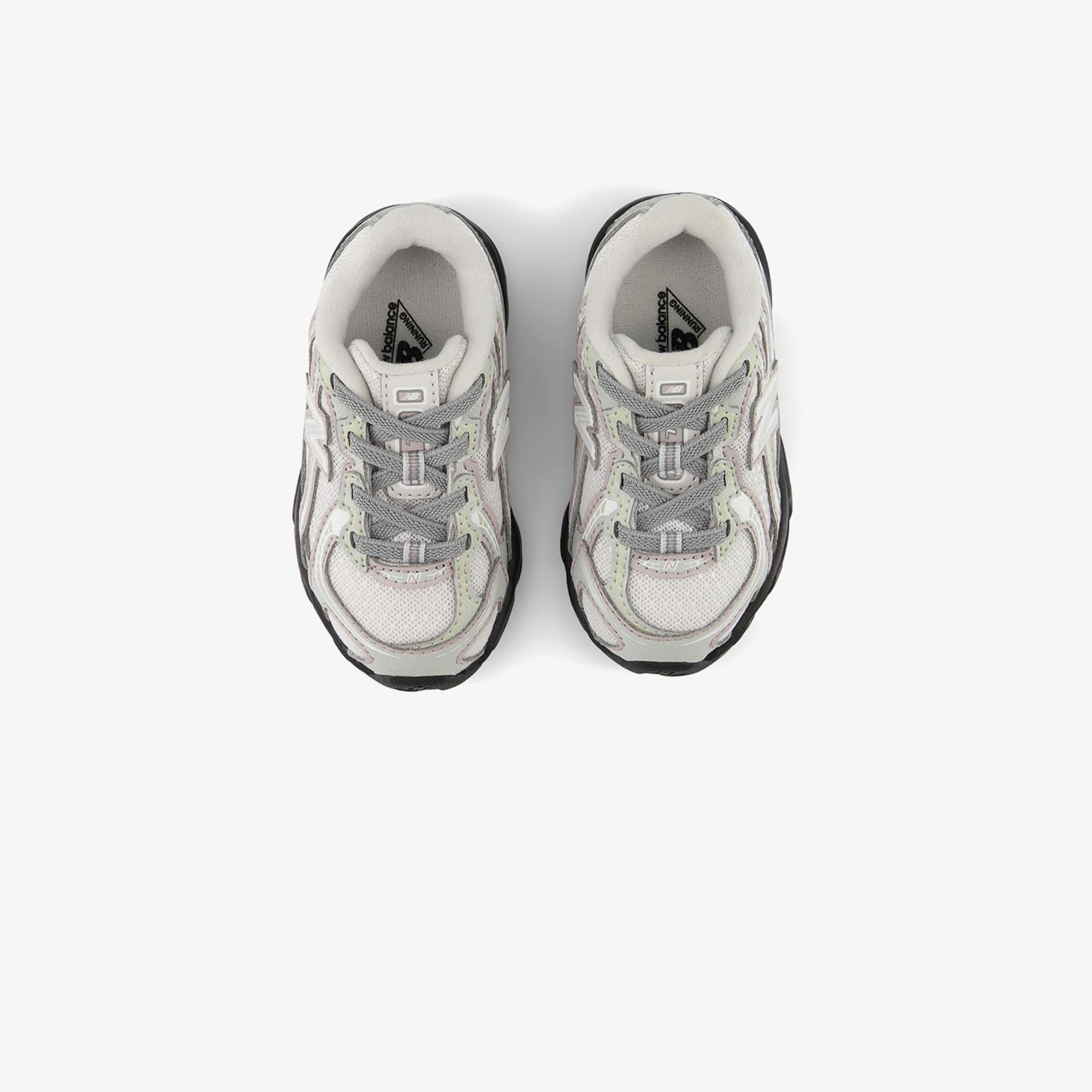 New Balance 740 Lifestyle Çocuk Gri Spor Ayakkabı