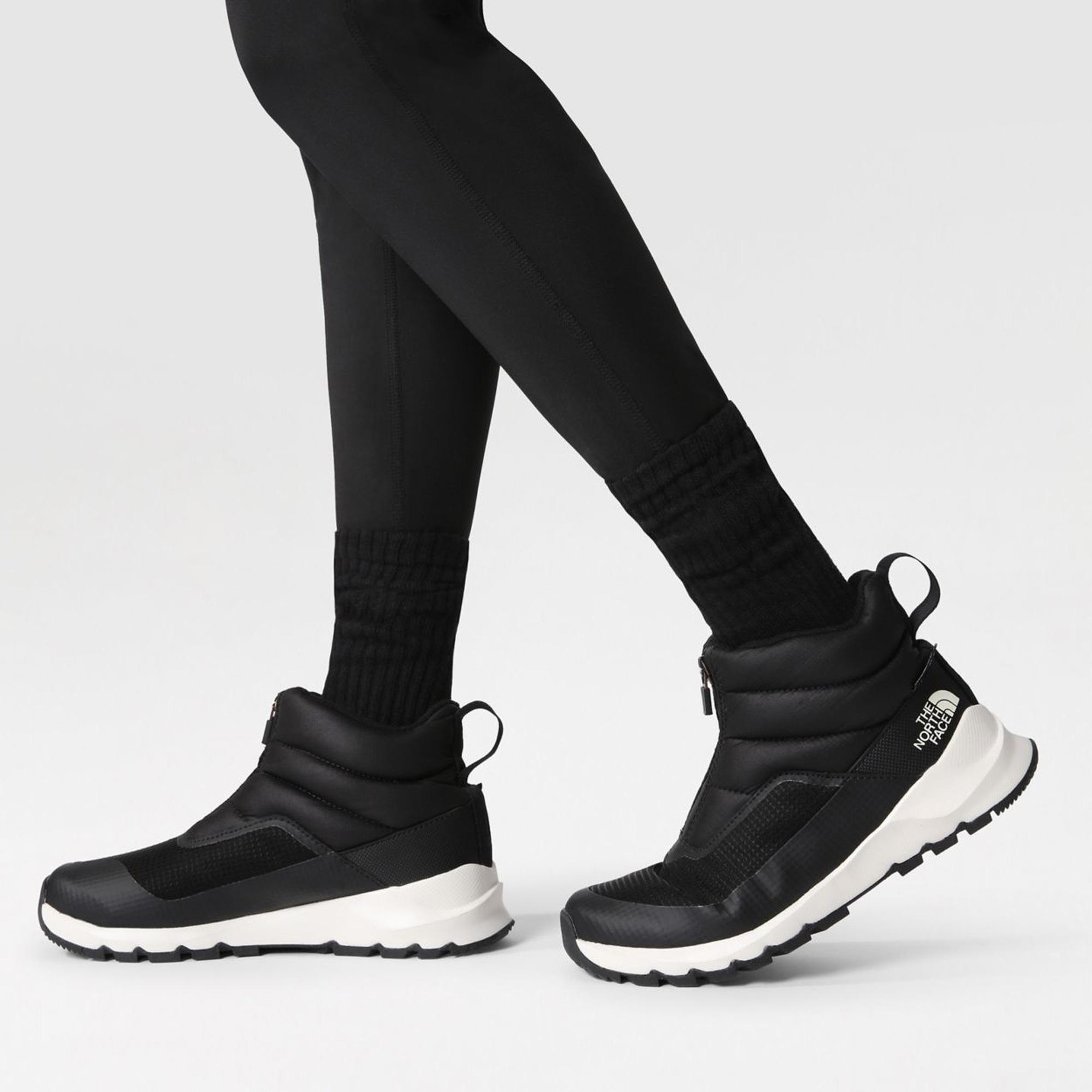The North Face ThermoBall Fermuarlı Siyah Kadın Bot