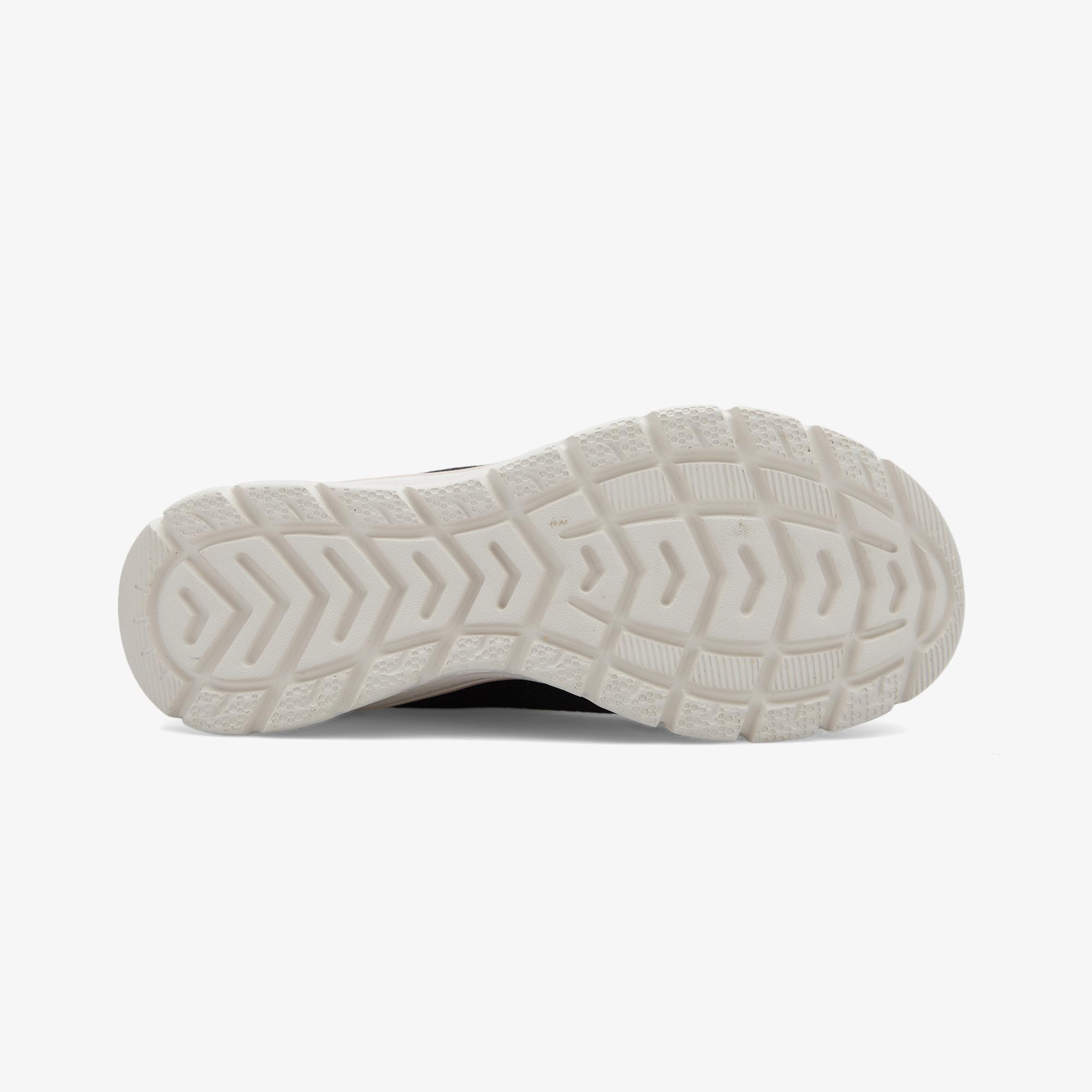Skechers Fashion Fit Kadın Siyah Spor Ayakkabı
