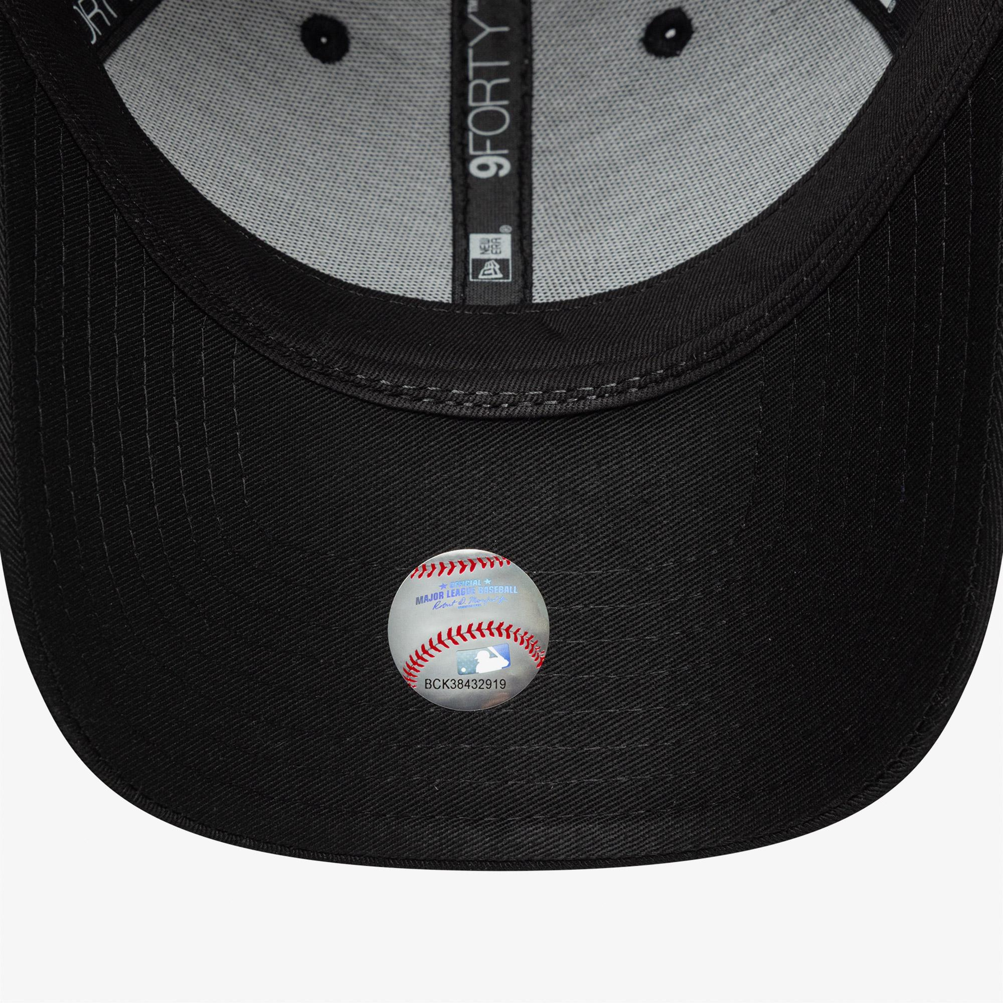 New Era Metallic 9Forty Neyyan Unisex Siyah Şapka