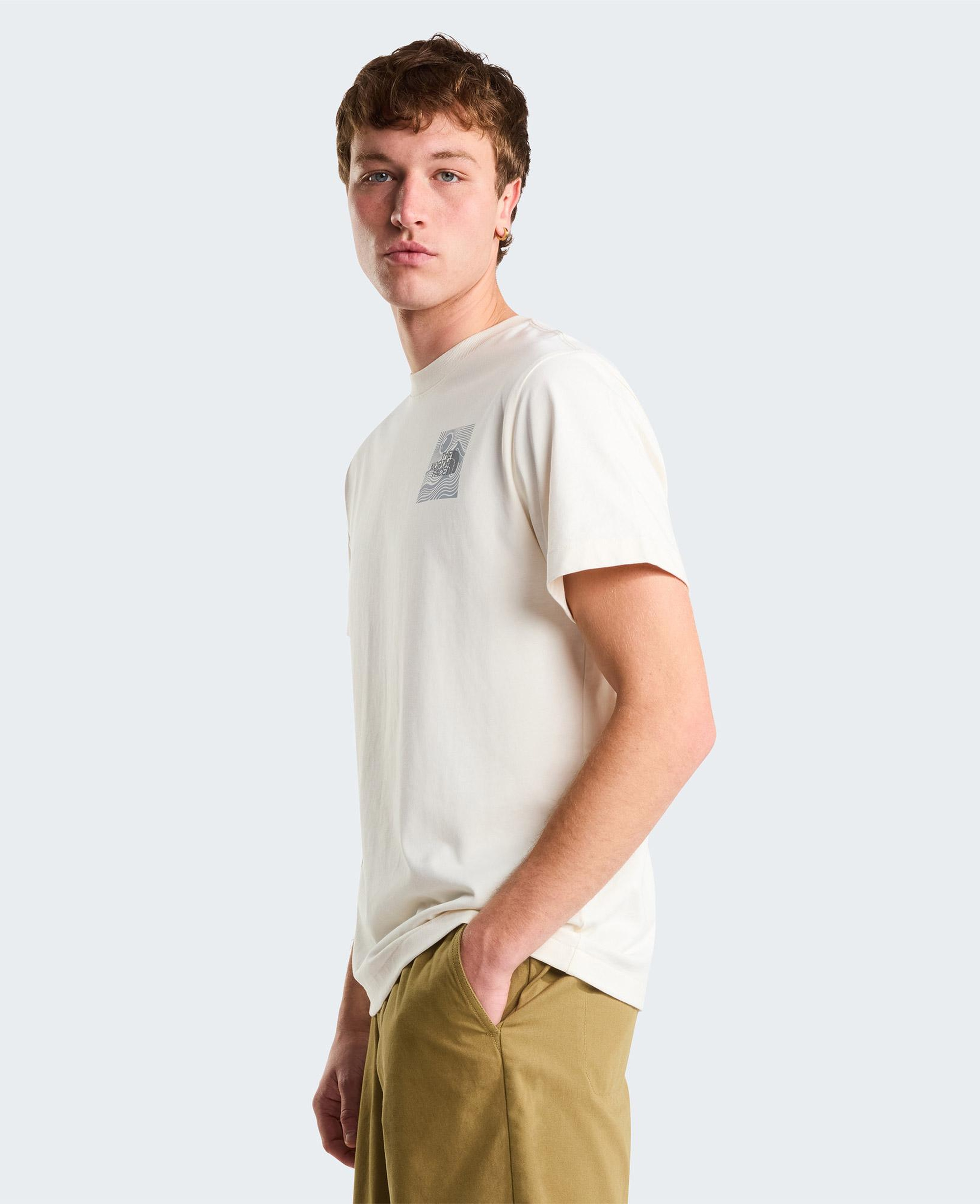 The North Face Mountain Escape Relaxed Erkek Beyaz T-Shirt