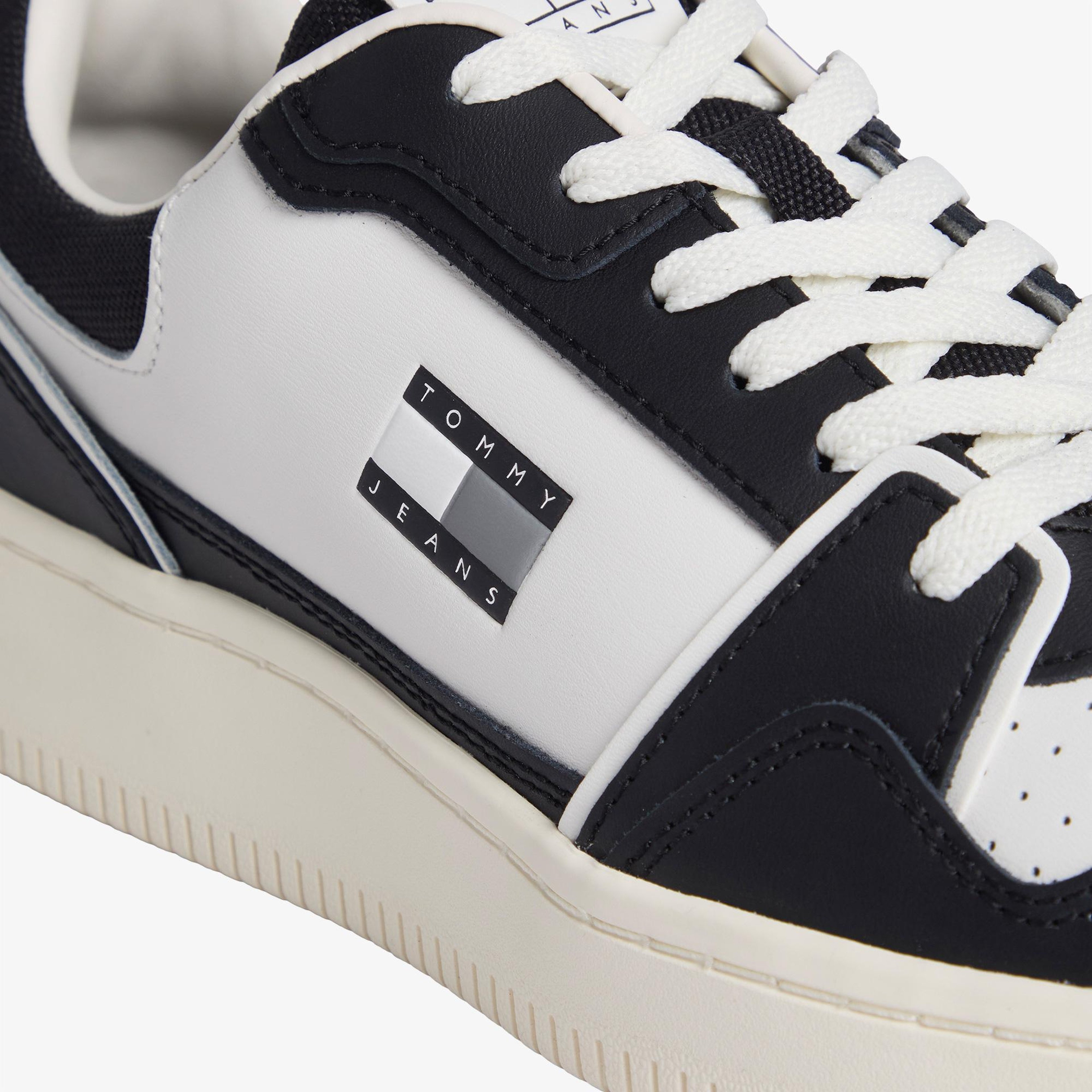 Tommy Hilfiger Retro Basket Erkek Siyah Spor Ayakkabı