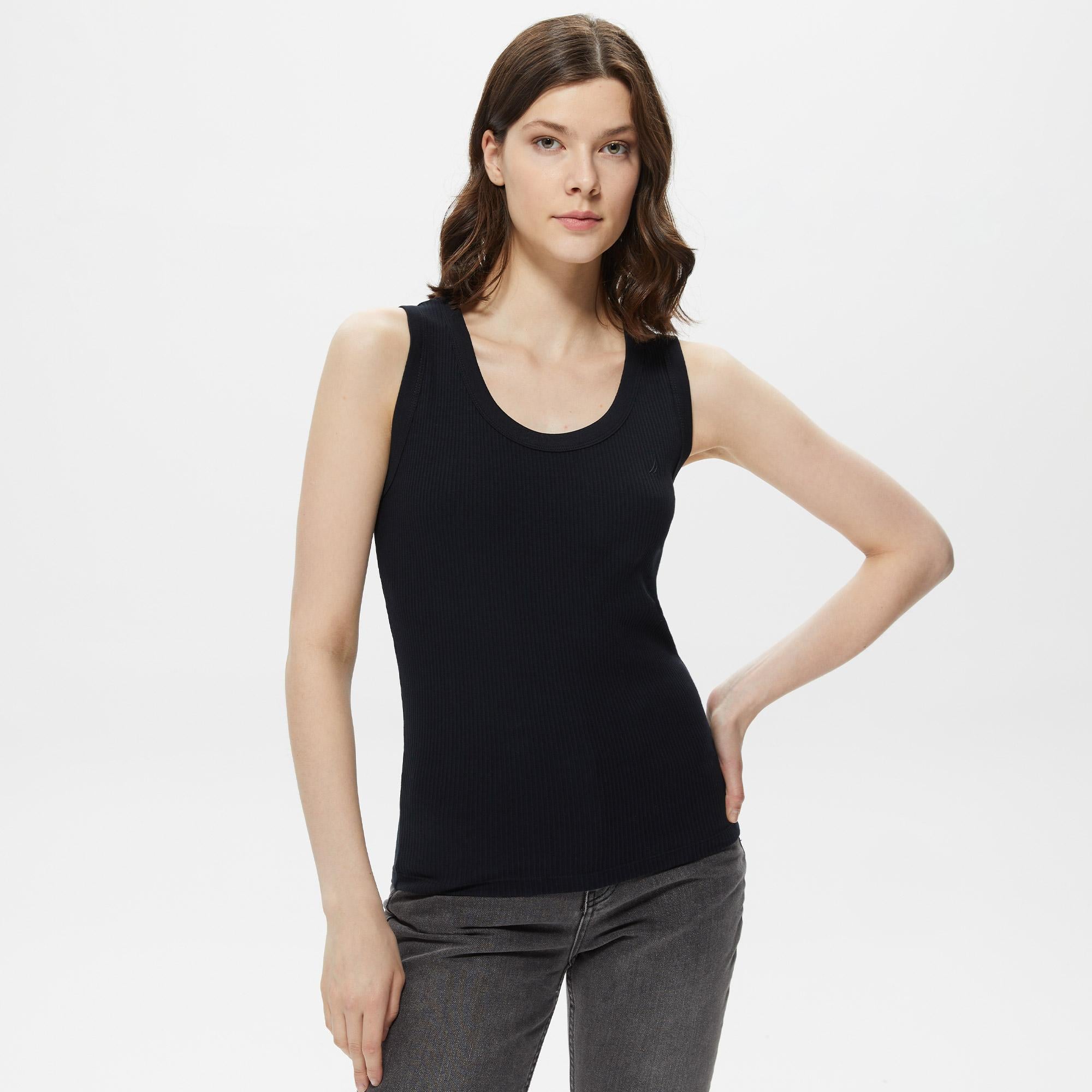 Nautica Kadın Siyah Slim Fit Kolsuz T-Shirt