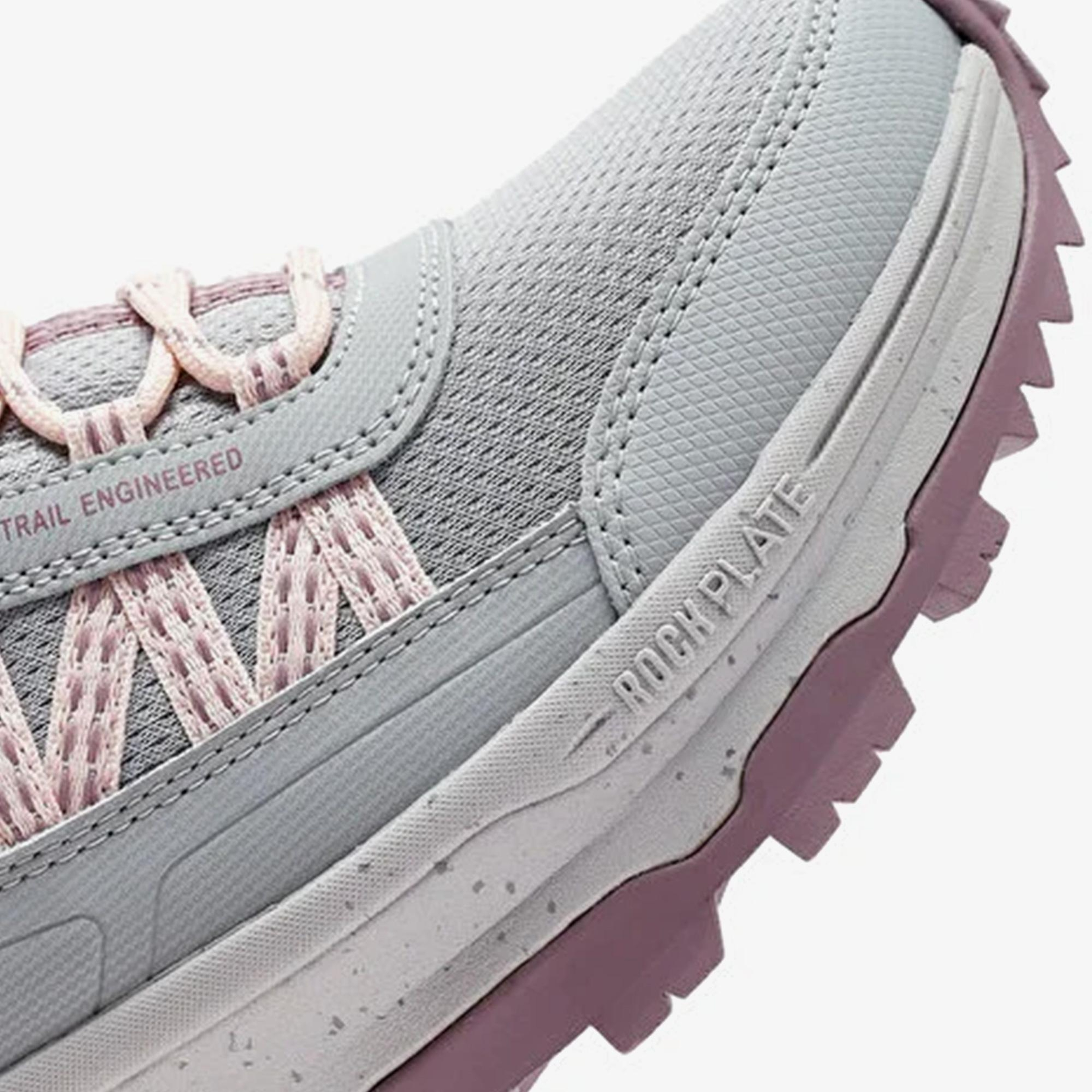 Skechers Max Protect Legacy Kadın Gri Outdoor Ayakkabı