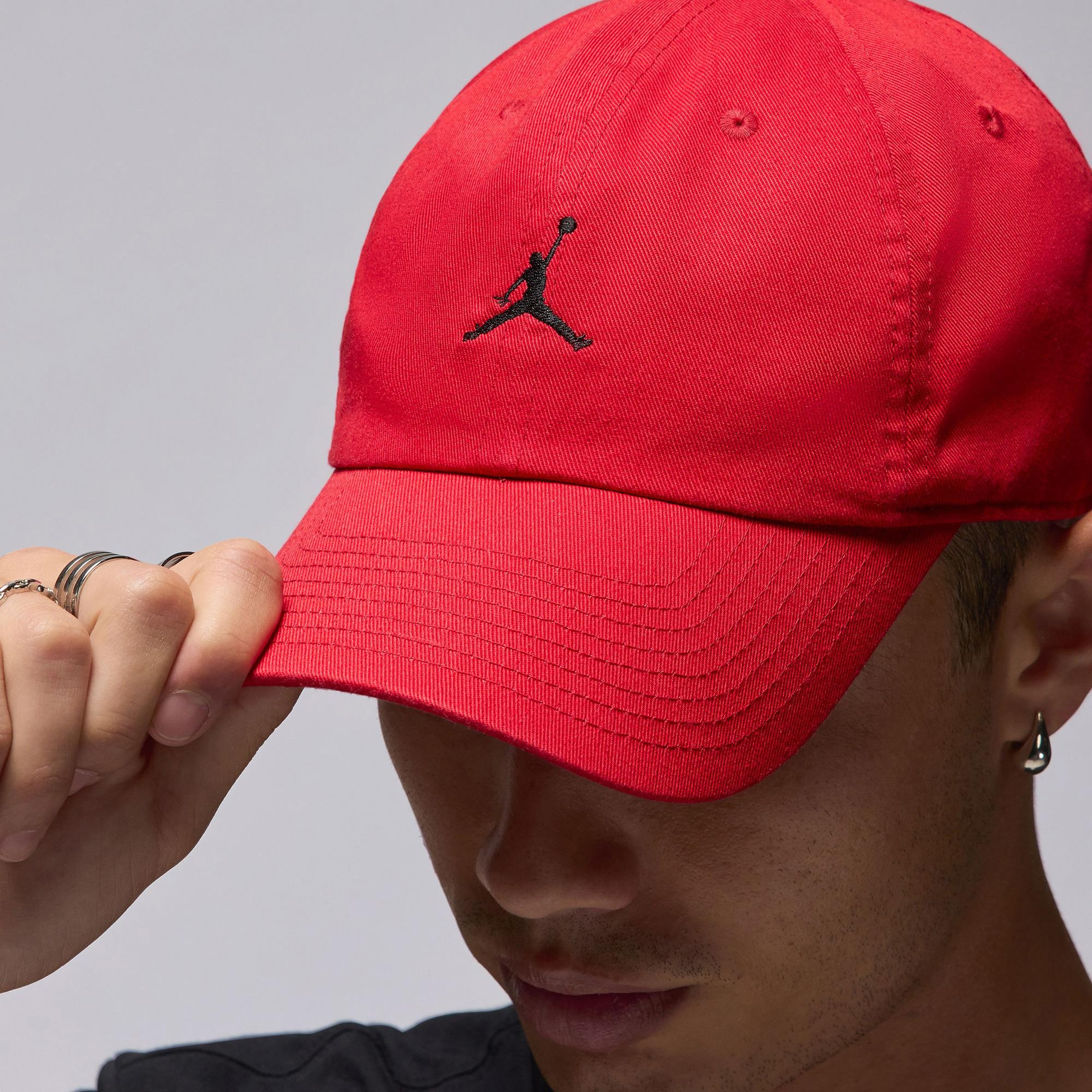 Jordan Club Swoosh Unisex Kırmızı Şapka