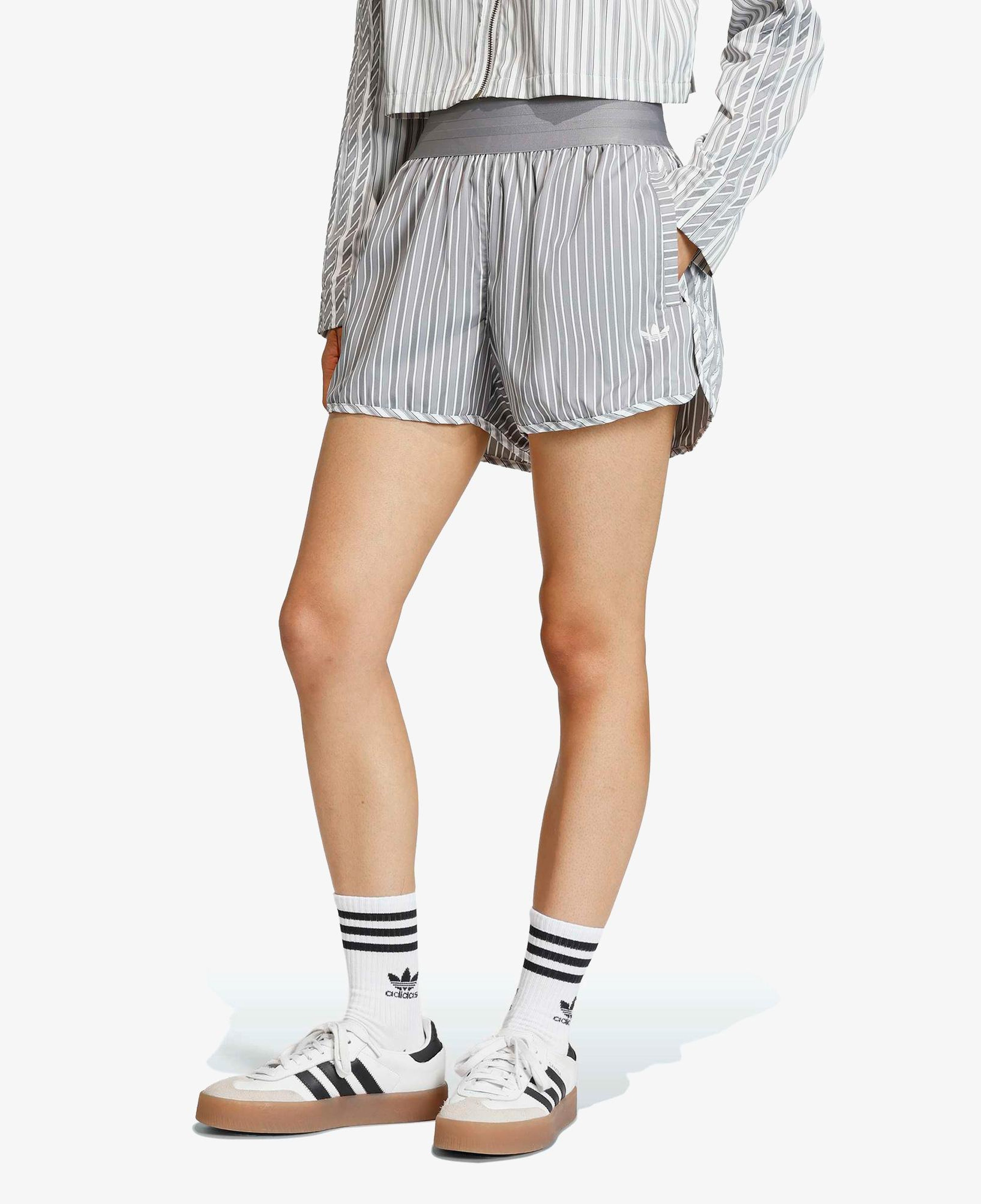 adidas P Essential Sho Kadın Gri Şort