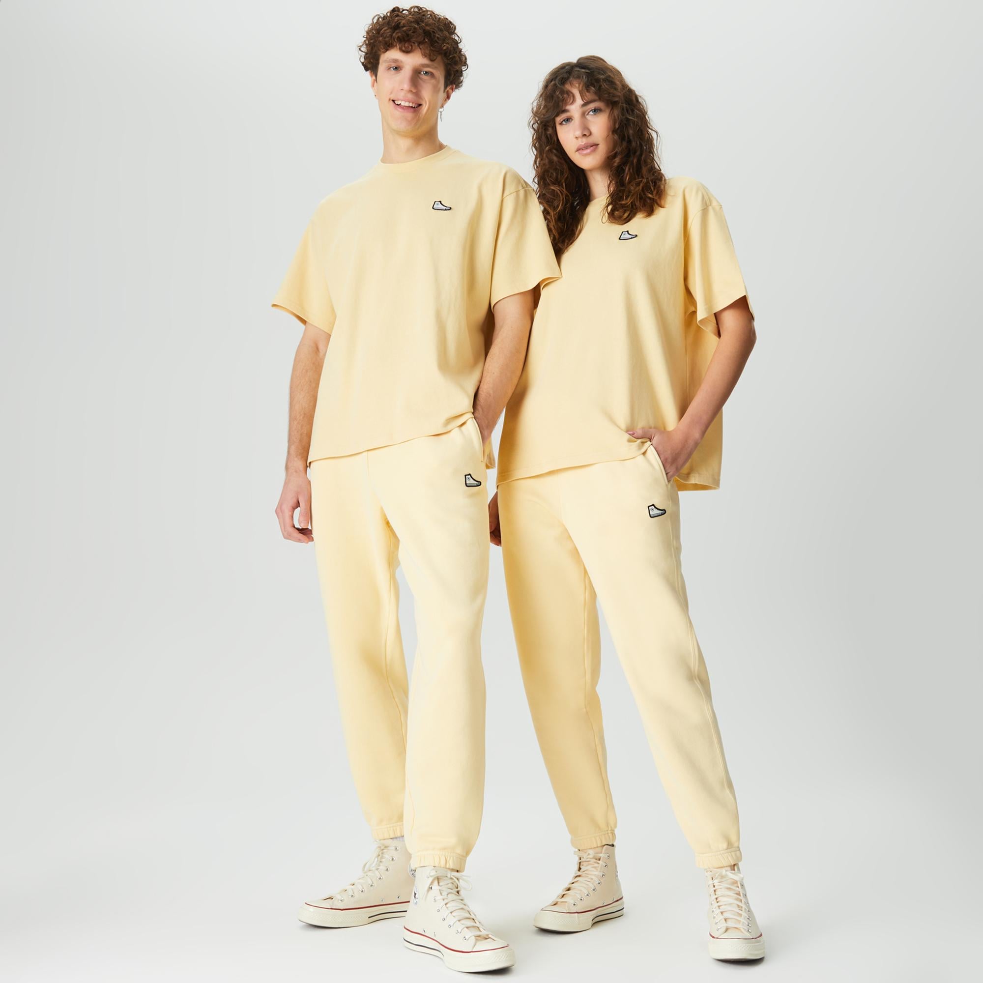 Converse Go-To Chuck 70 Loose Fit Unisex Krem Eşofman Altı