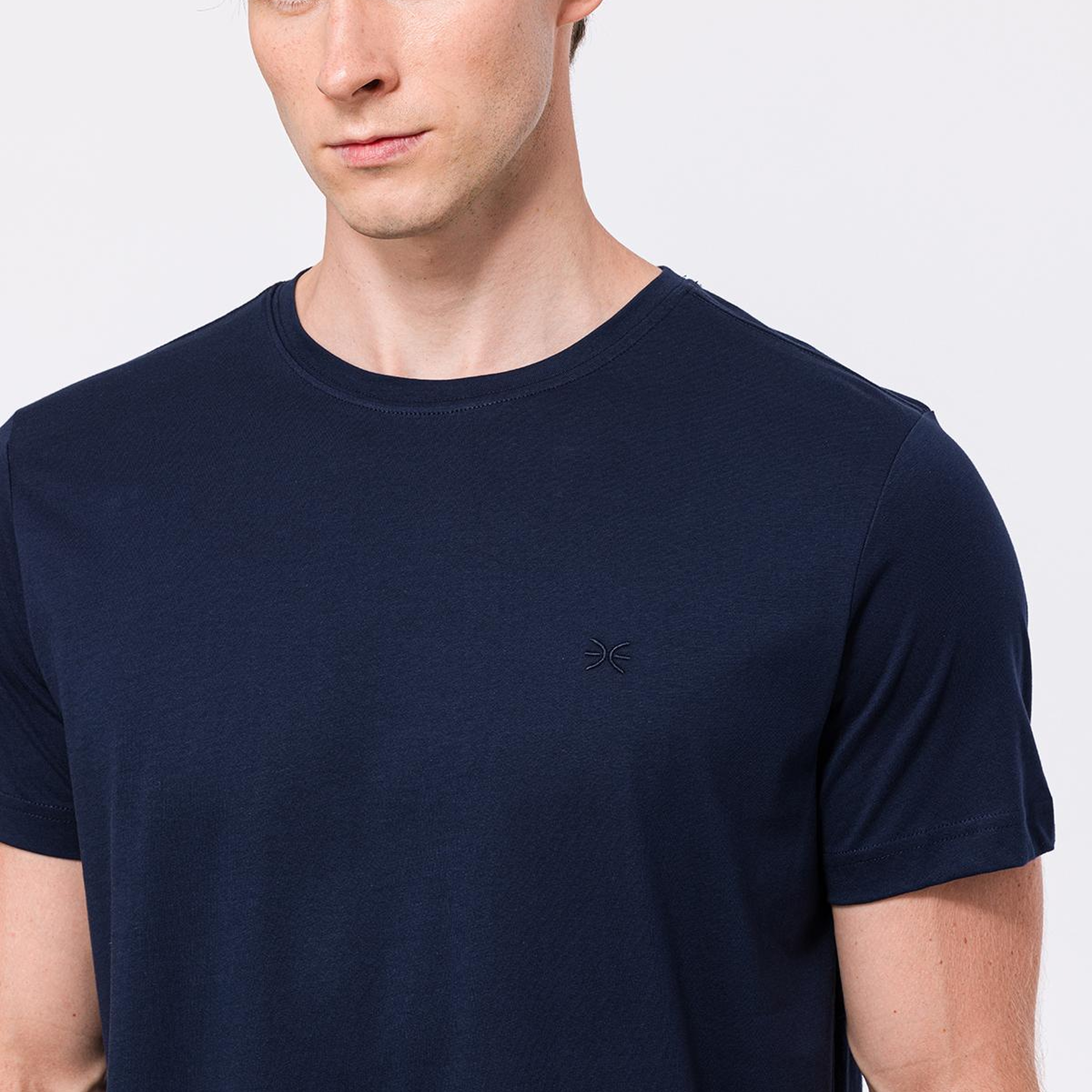 Erkek Lacivert Organik Pamuklu Bisiklet Yaka T-Shirt