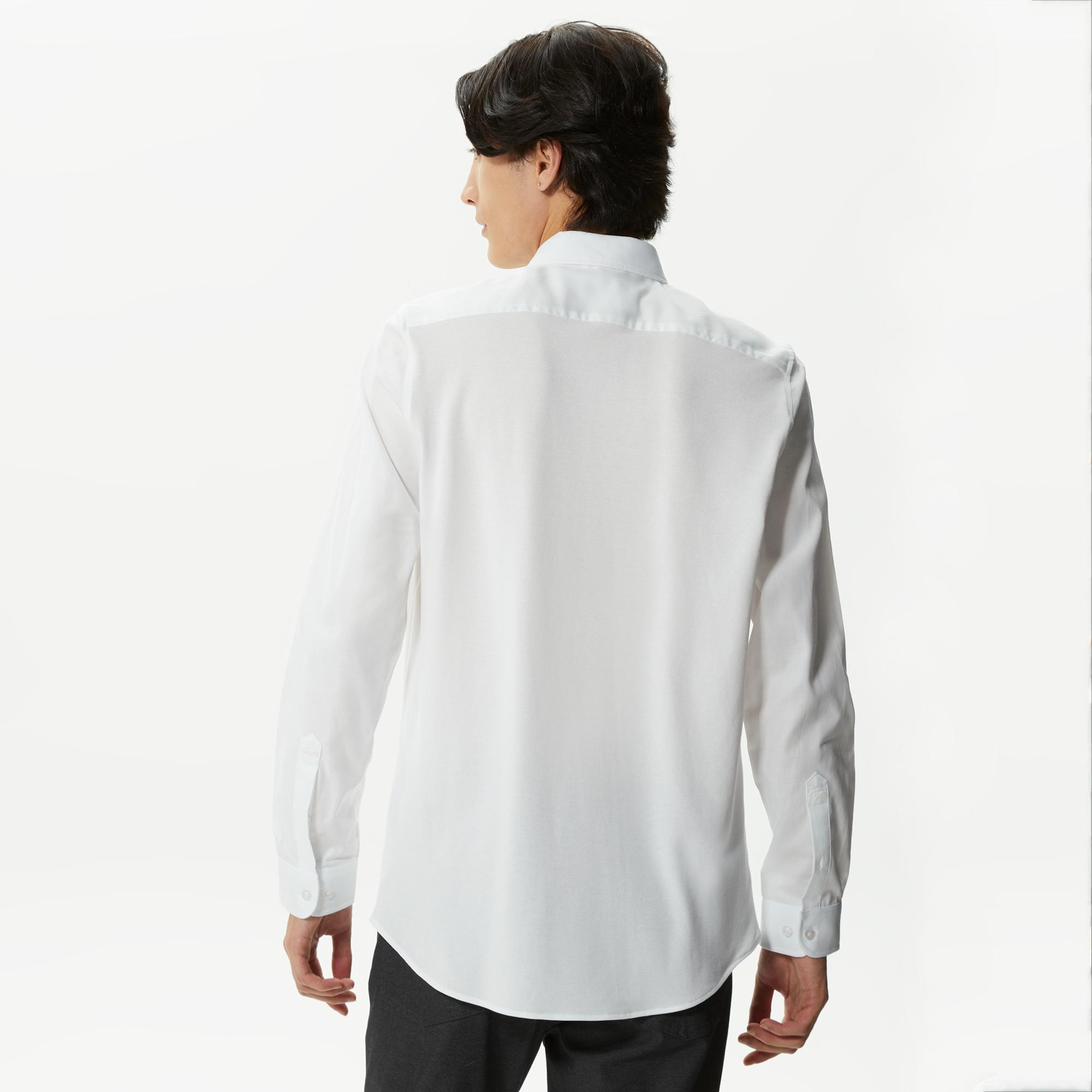 Erkek Slim Fit Düğmeli Yaka Beyaz Gömlek