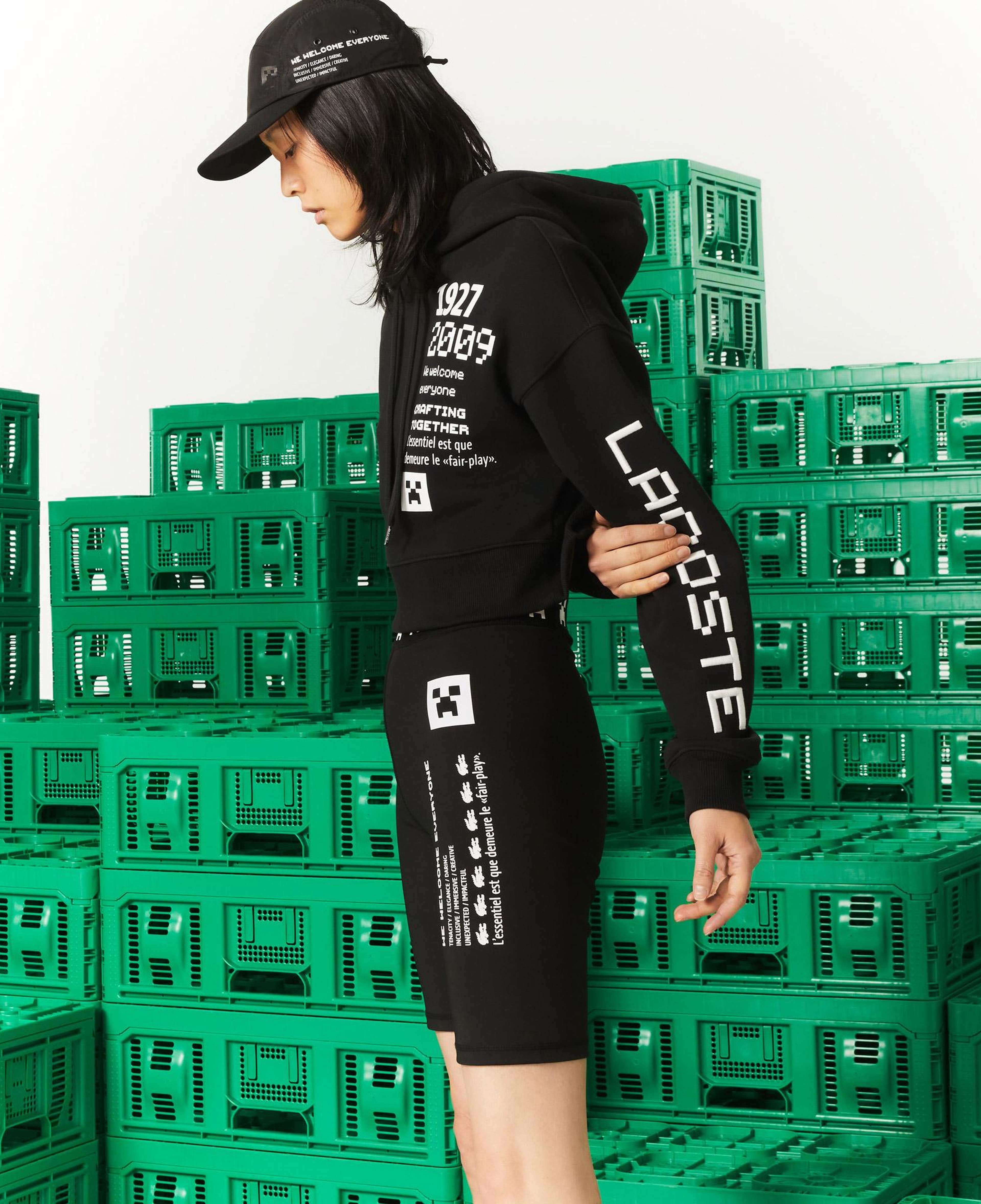 Lacoste X Minecraft Kadın Relaxed Fit Kapüşonlu Baskılı Siyah Sweatshirt