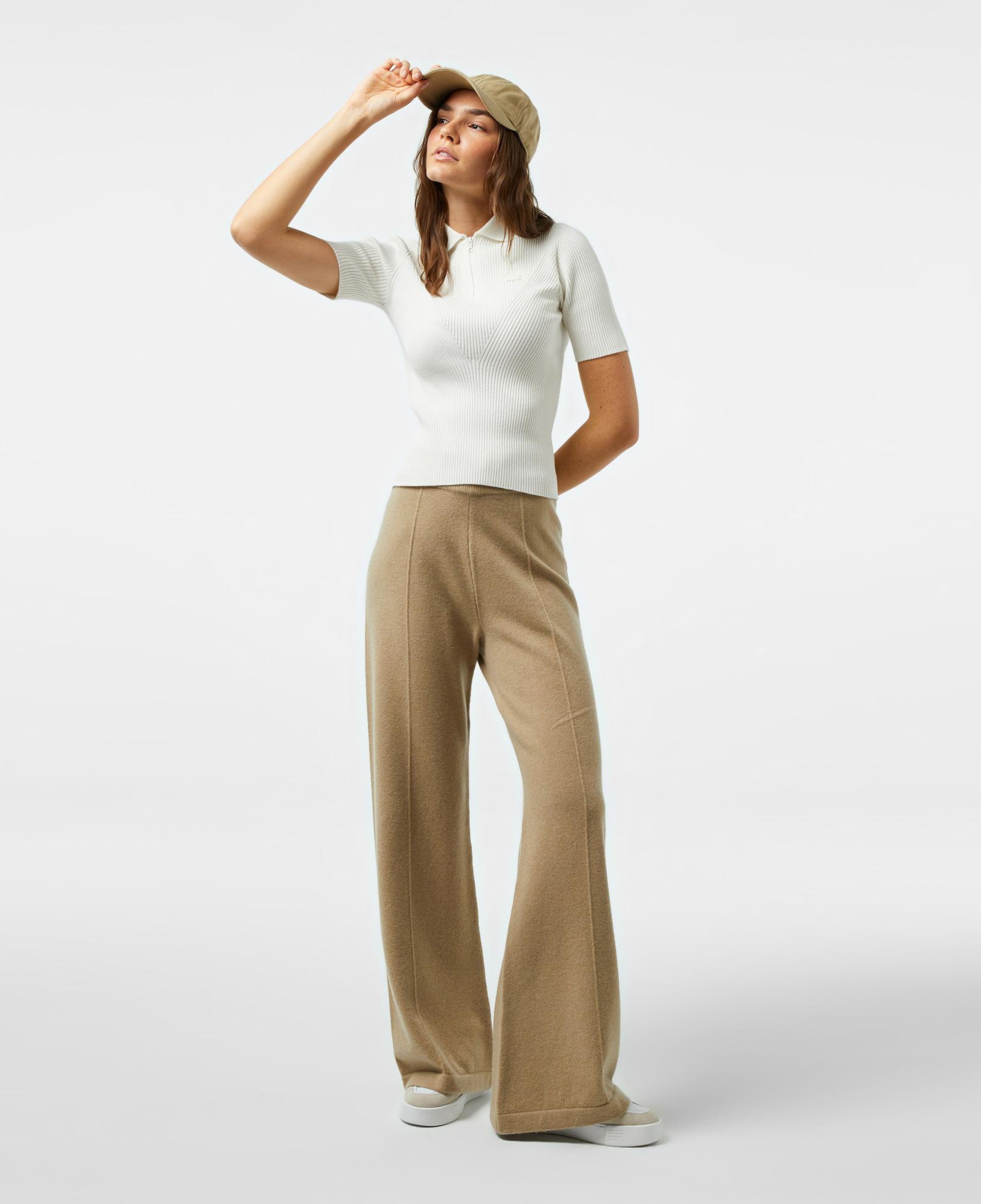 Kadın Relaxed Fit Bej Yün Karışımlı Pantolon