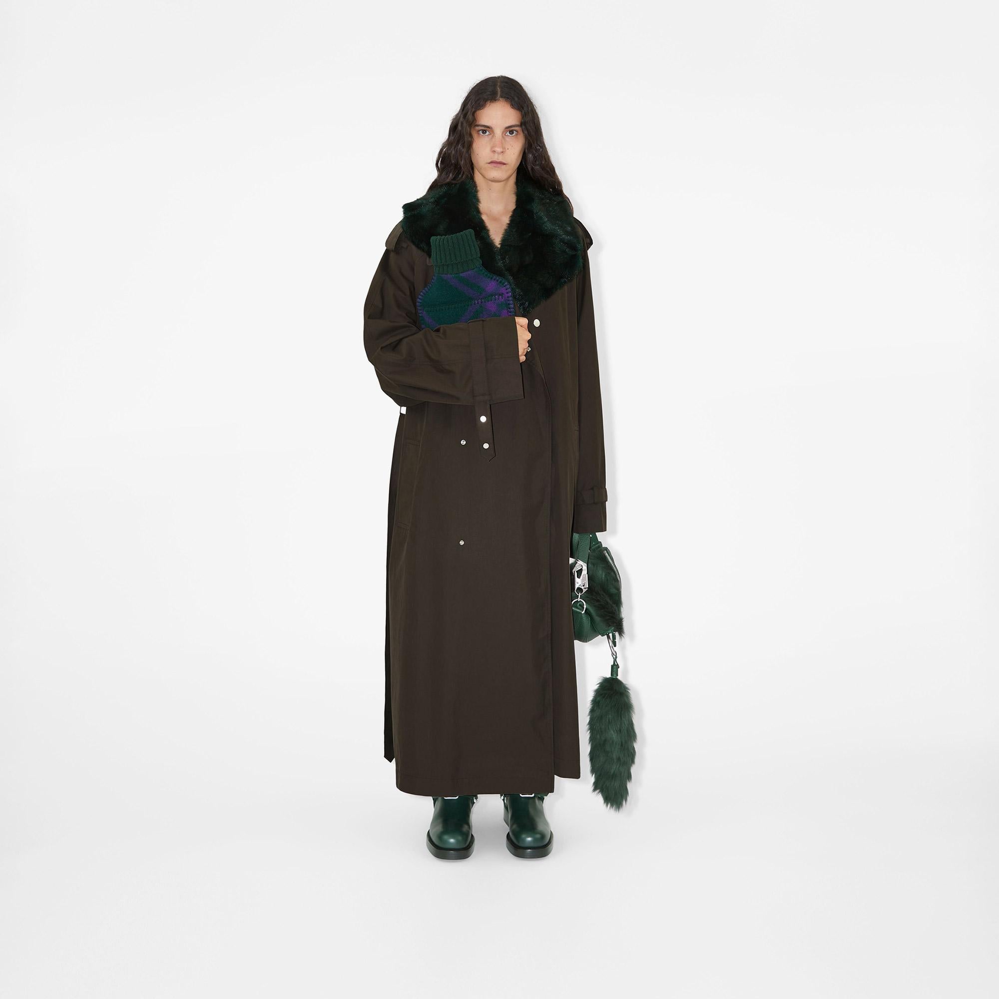 Burberry Kadın Yeşil Deri Çanta