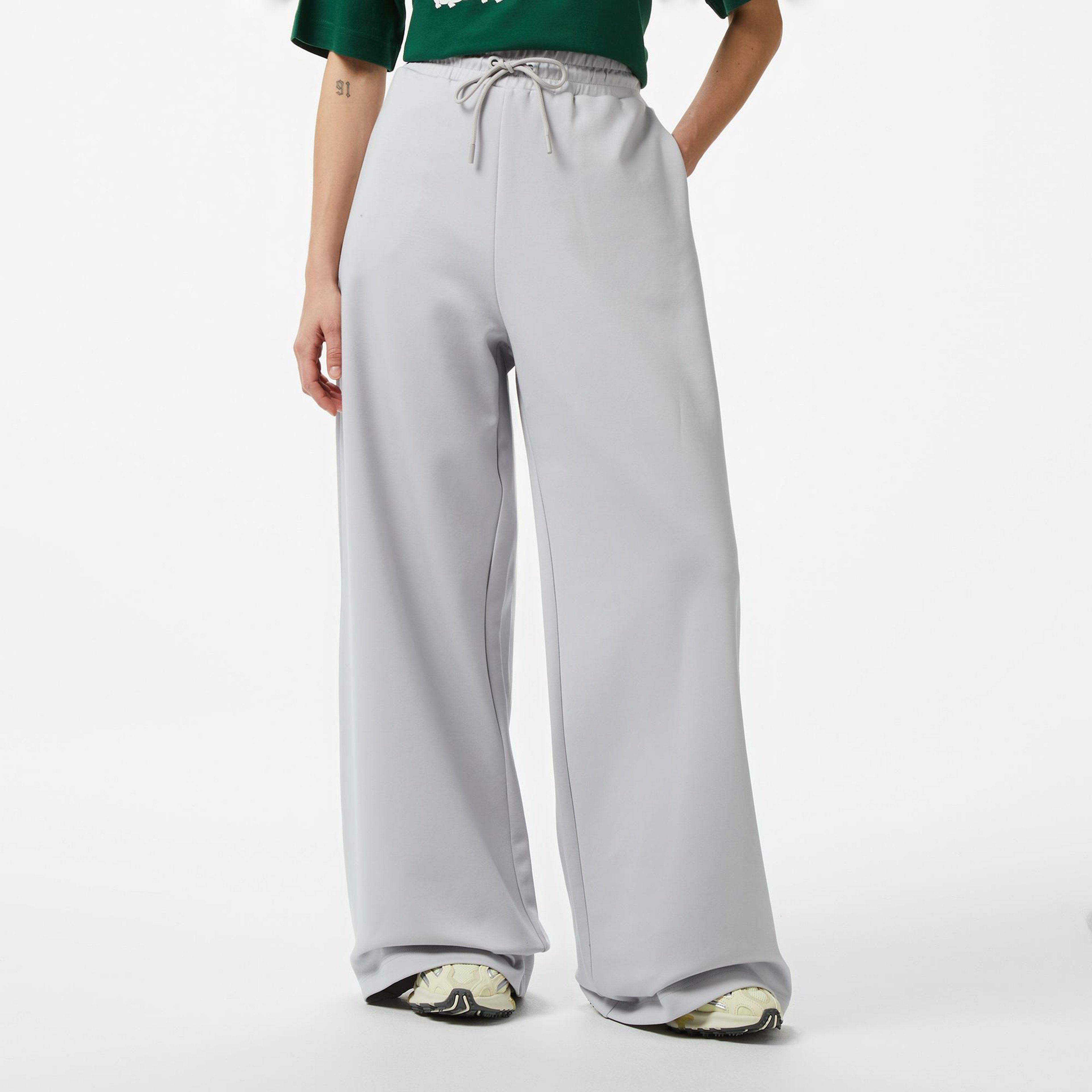 Lacoste House of SuperStep x Lacoste Kadın Gri Eşofman Altı
