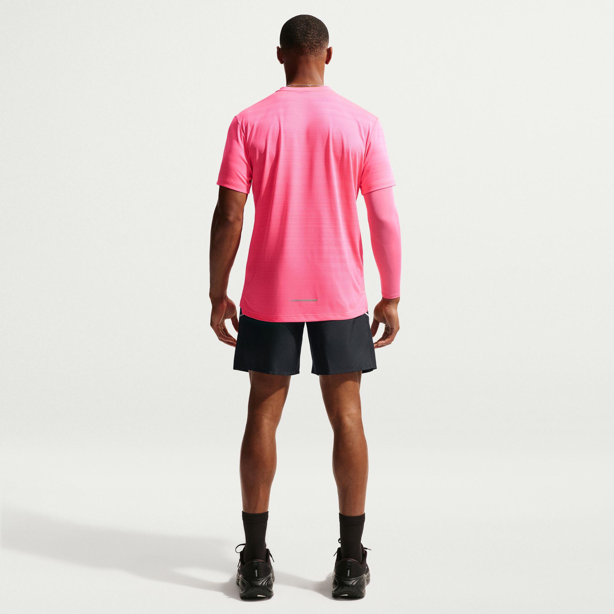 Nike Dri-Fit Miler 18 cm Erkek Siyah Şort