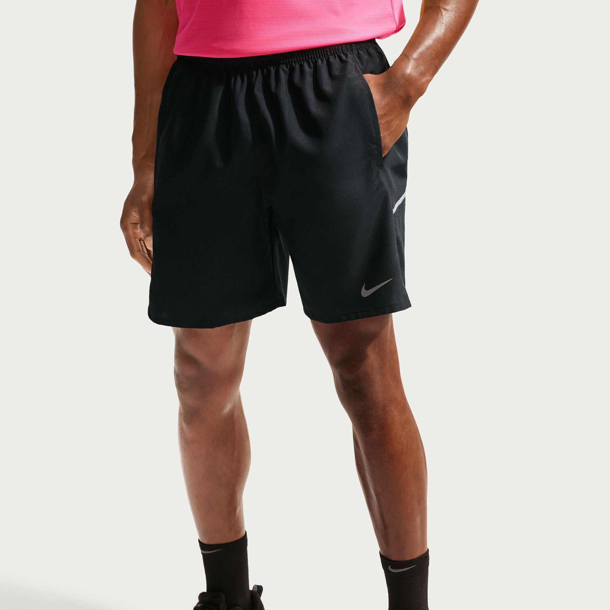 Nike Dri-Fit Miler 18 cm Erkek Siyah Şort
