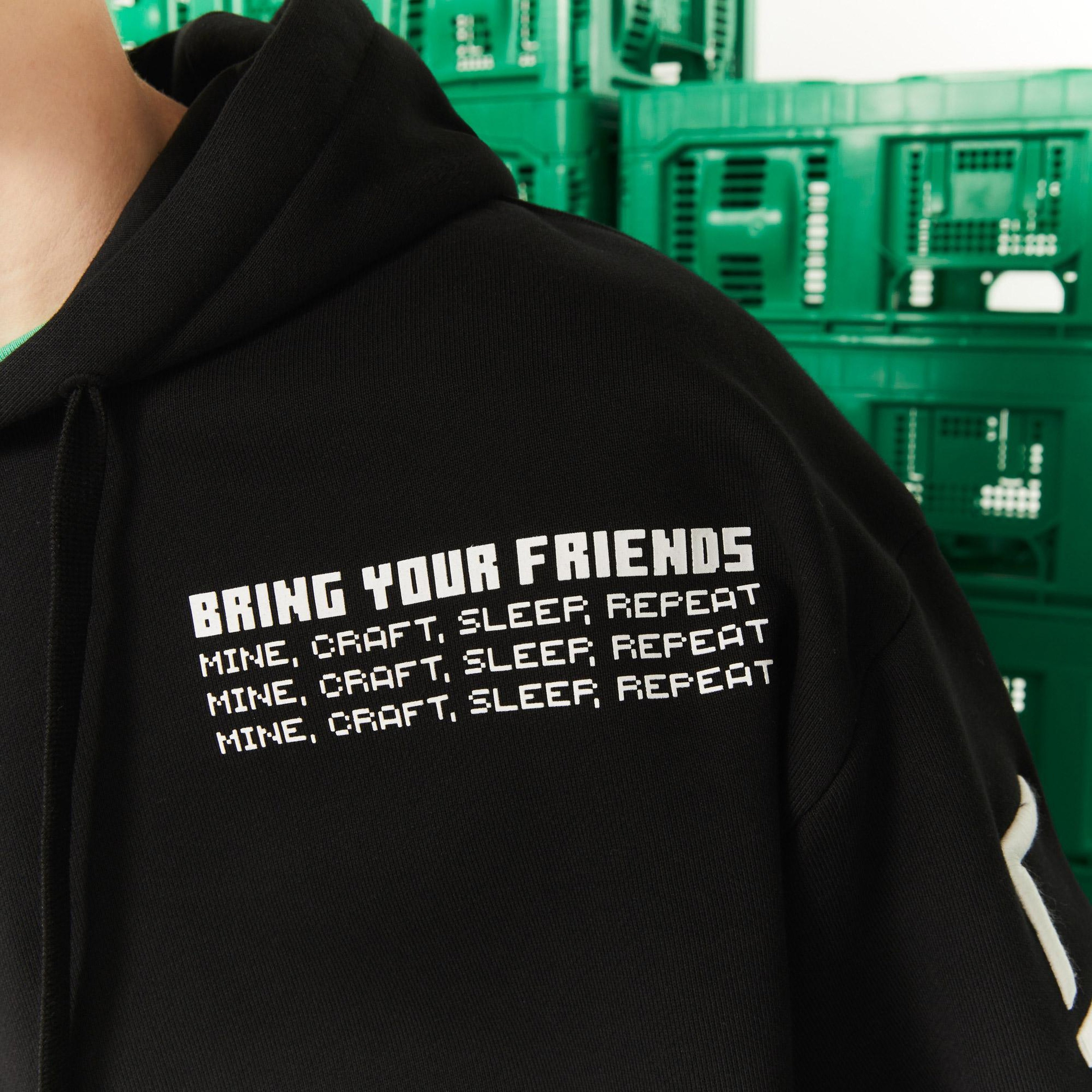 Lacoste X Minecraft Erkek Relaxed Fit Kapüşonlu Baskılı Siyah Sweatshirt