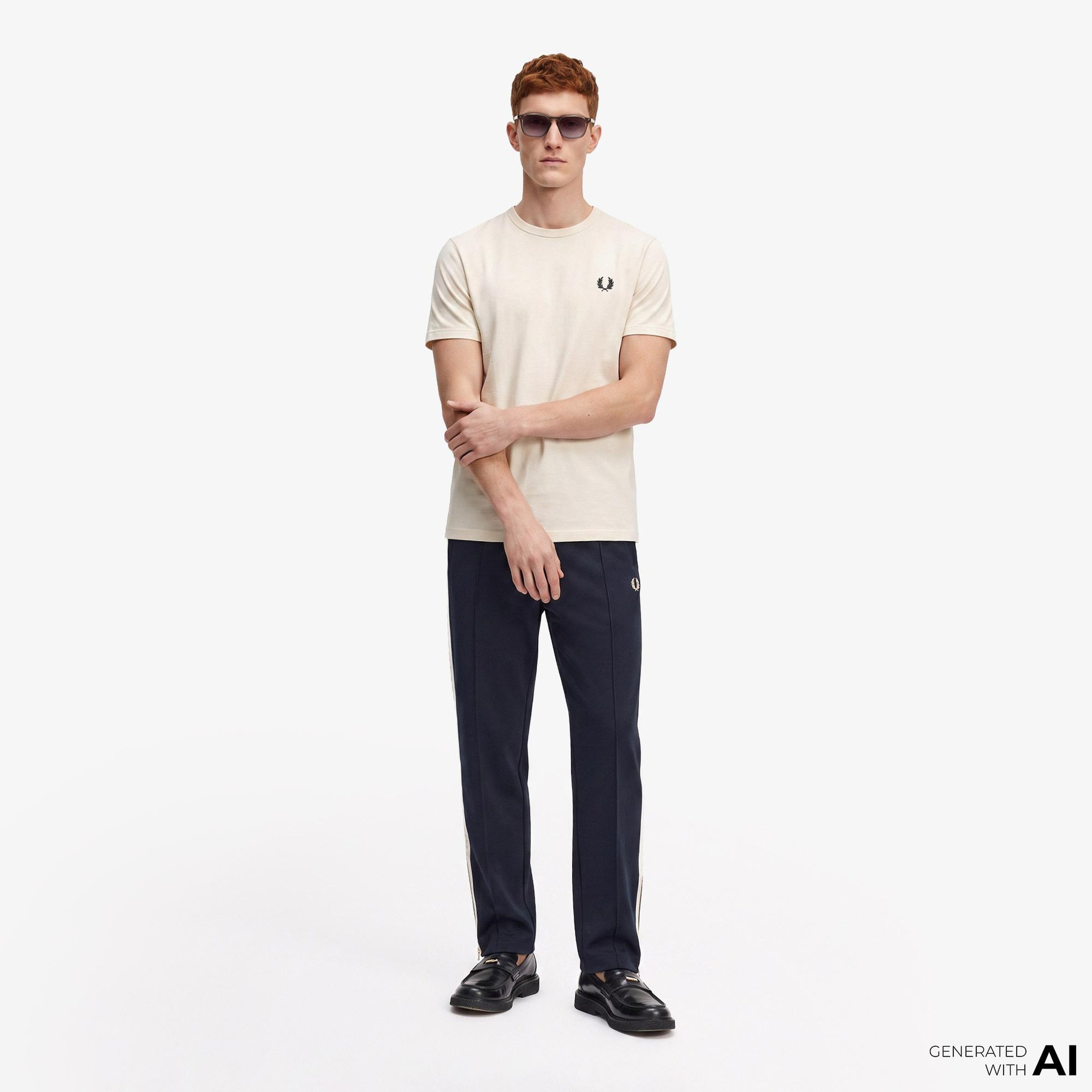 Fred Perry Ringer Erkek Krem T-Shirt