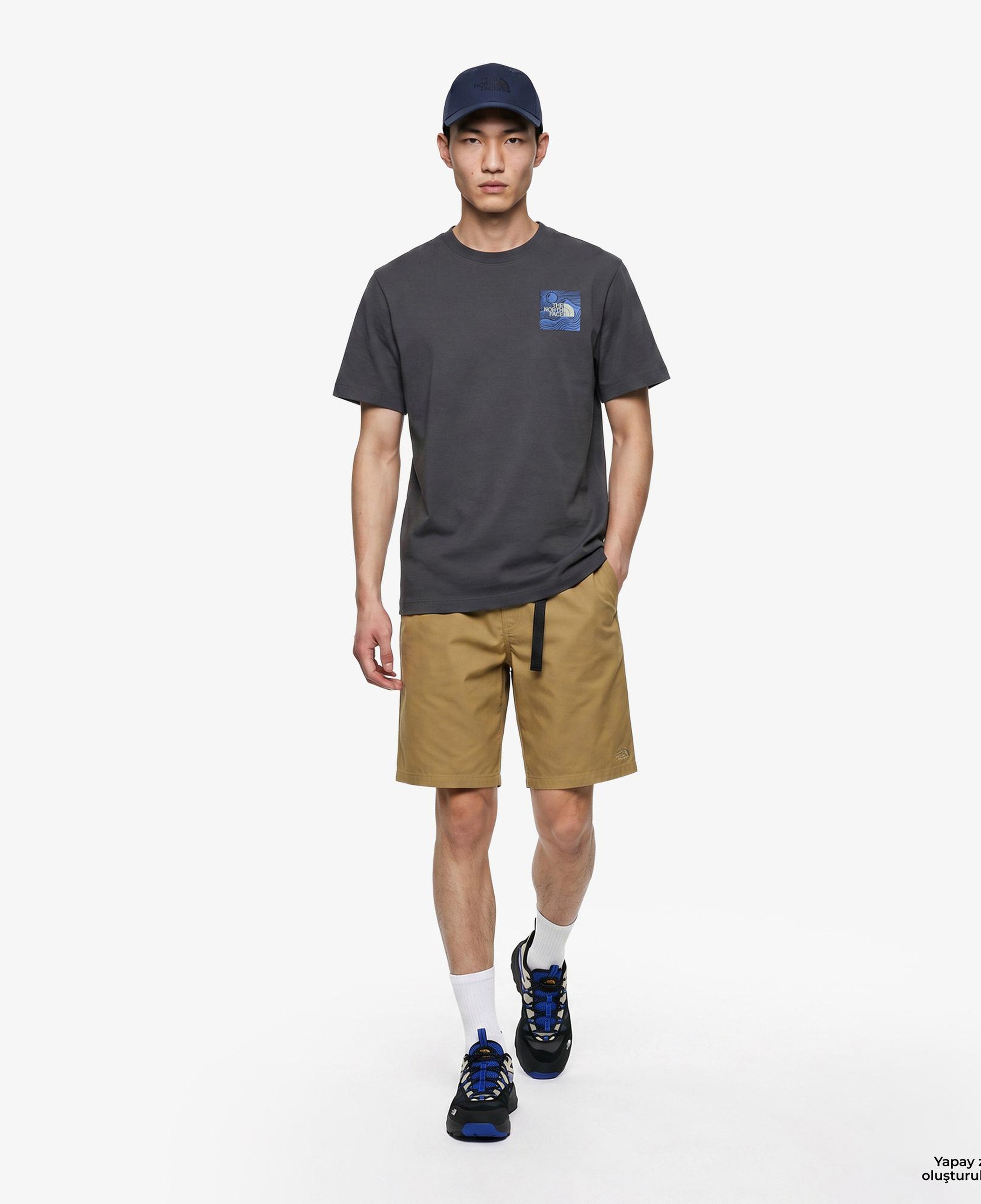 The North Face Mountain Escape Relaxed Erkek Gri T-Shirt