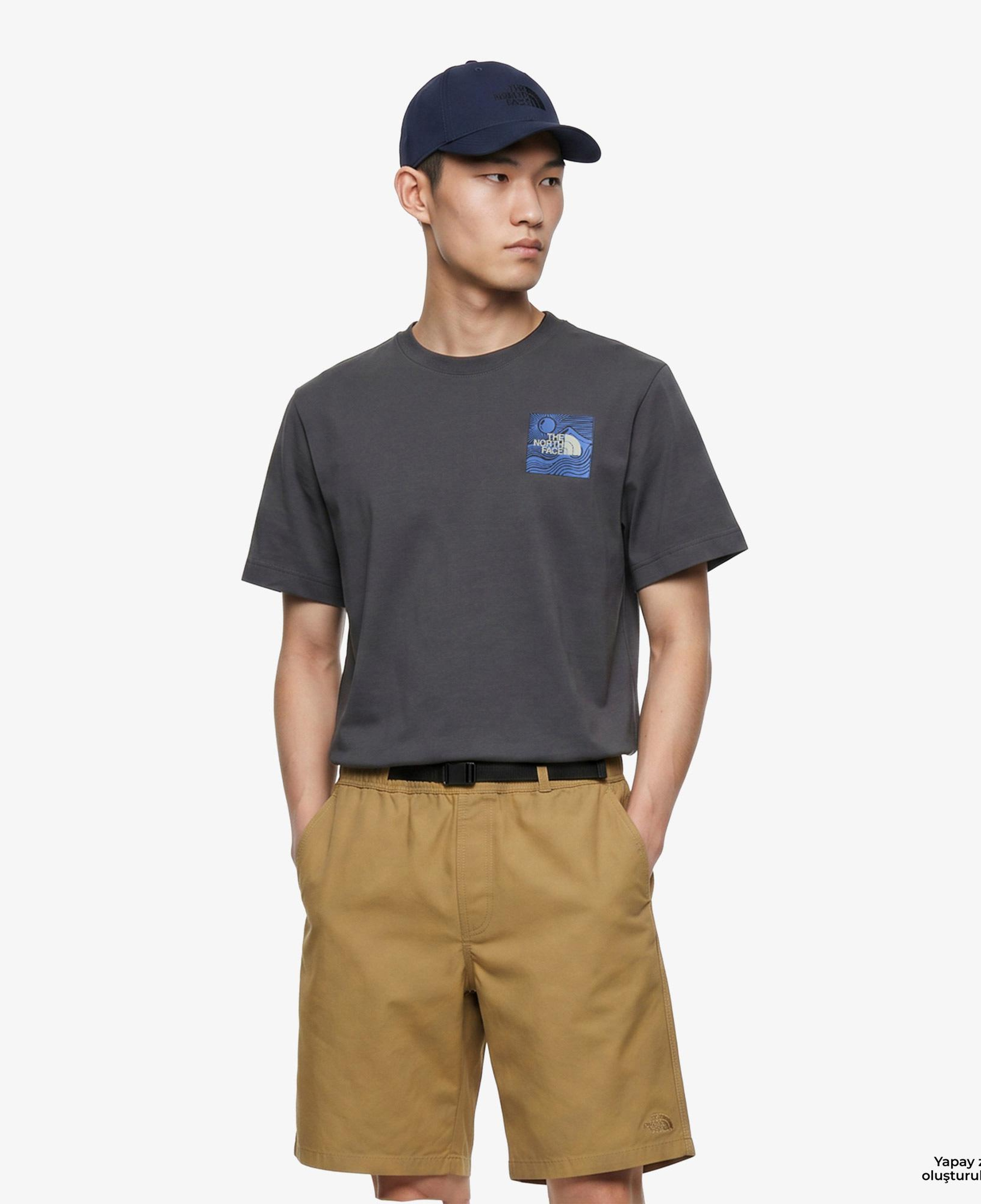 The North Face Mountain Escape Relaxed Erkek Gri T-Shirt