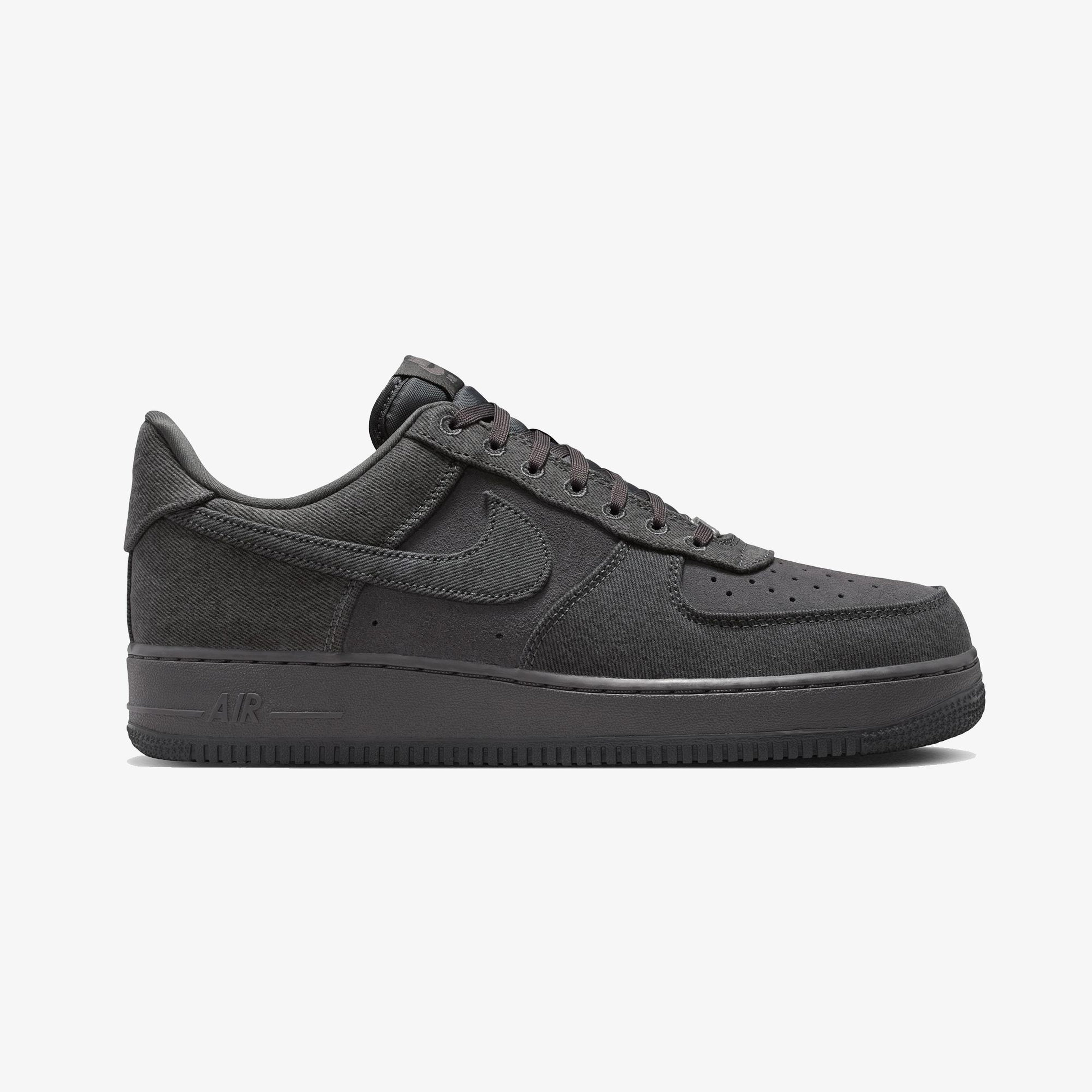 Nike Air Force 1 '07 LV8 Erkek Siyah Spor Ayakkabı