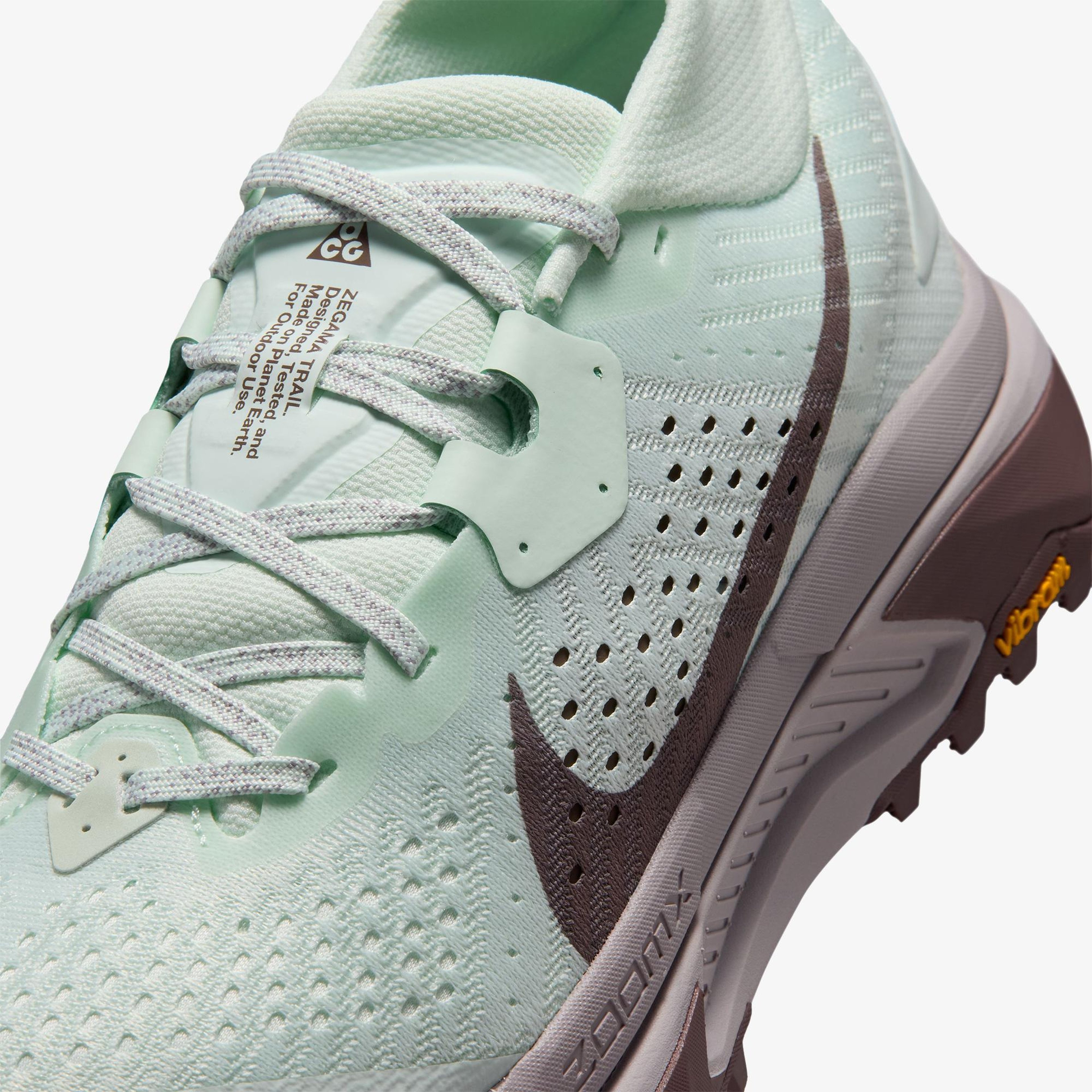 Nike ACG Zegama Trail Kadın Yeşil Koşu Ayakkabısı
